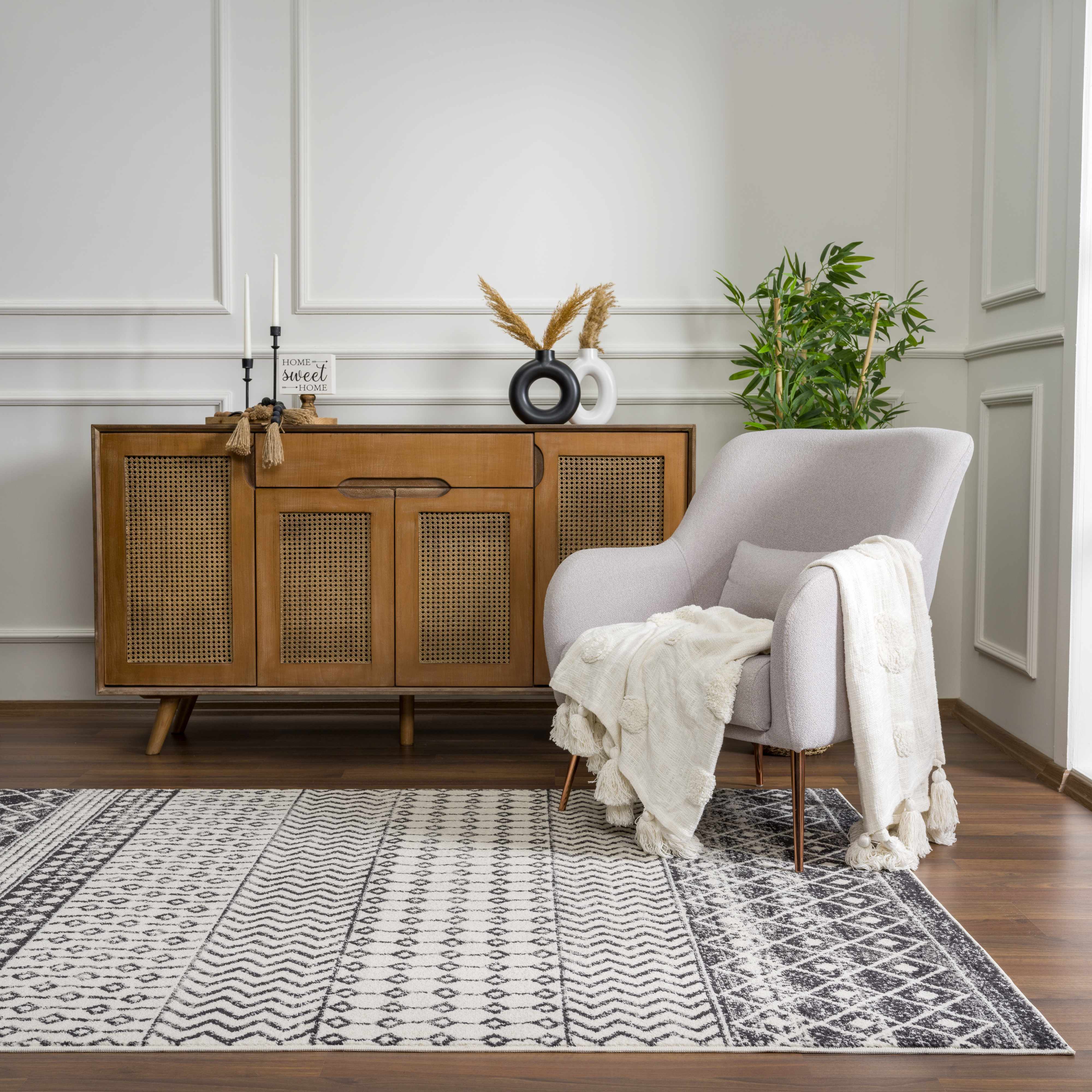Belo Constantin Area Rug  Machine Woven, Black & White Design