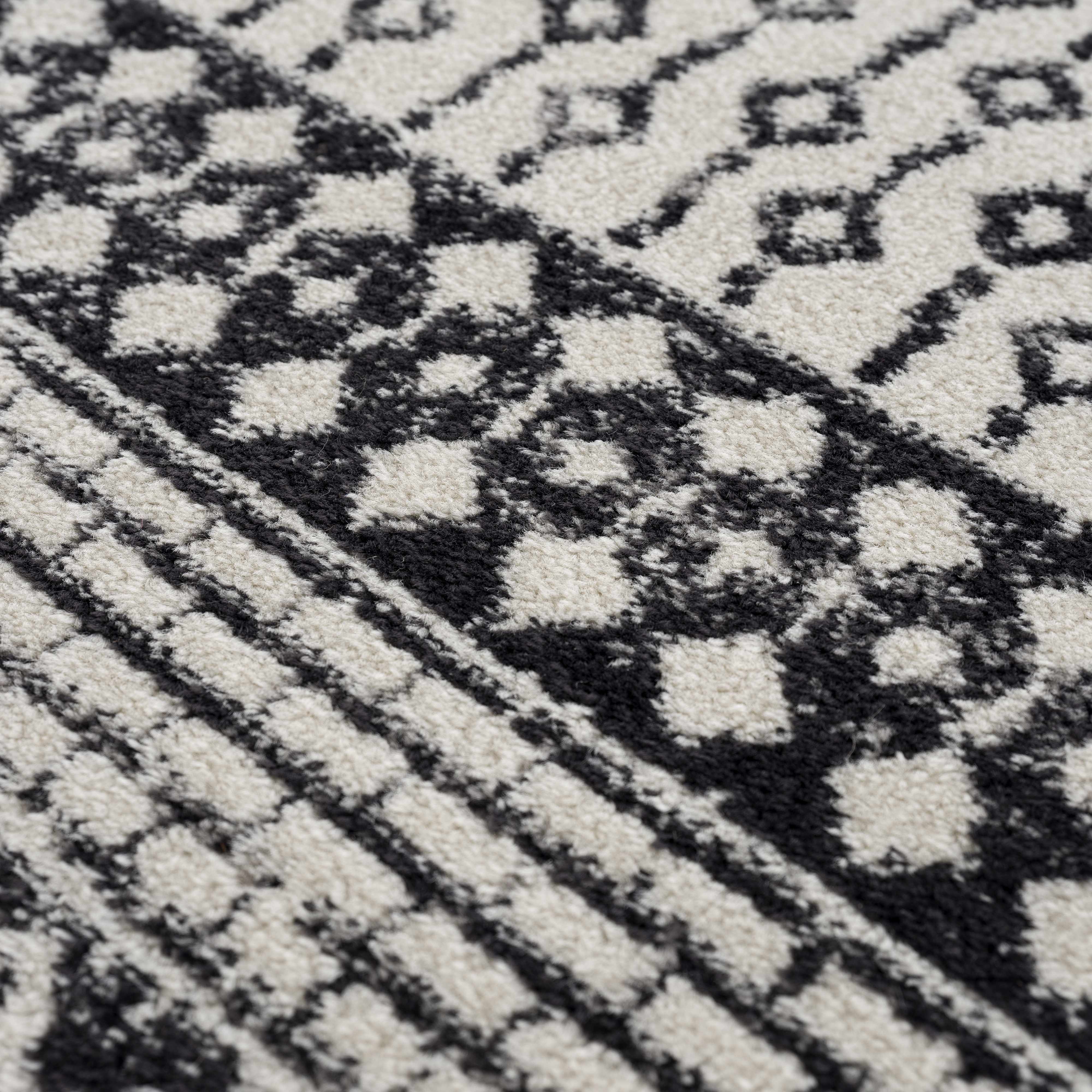 Belo Constantin Area Rug  Machine Woven, Black & White Design
