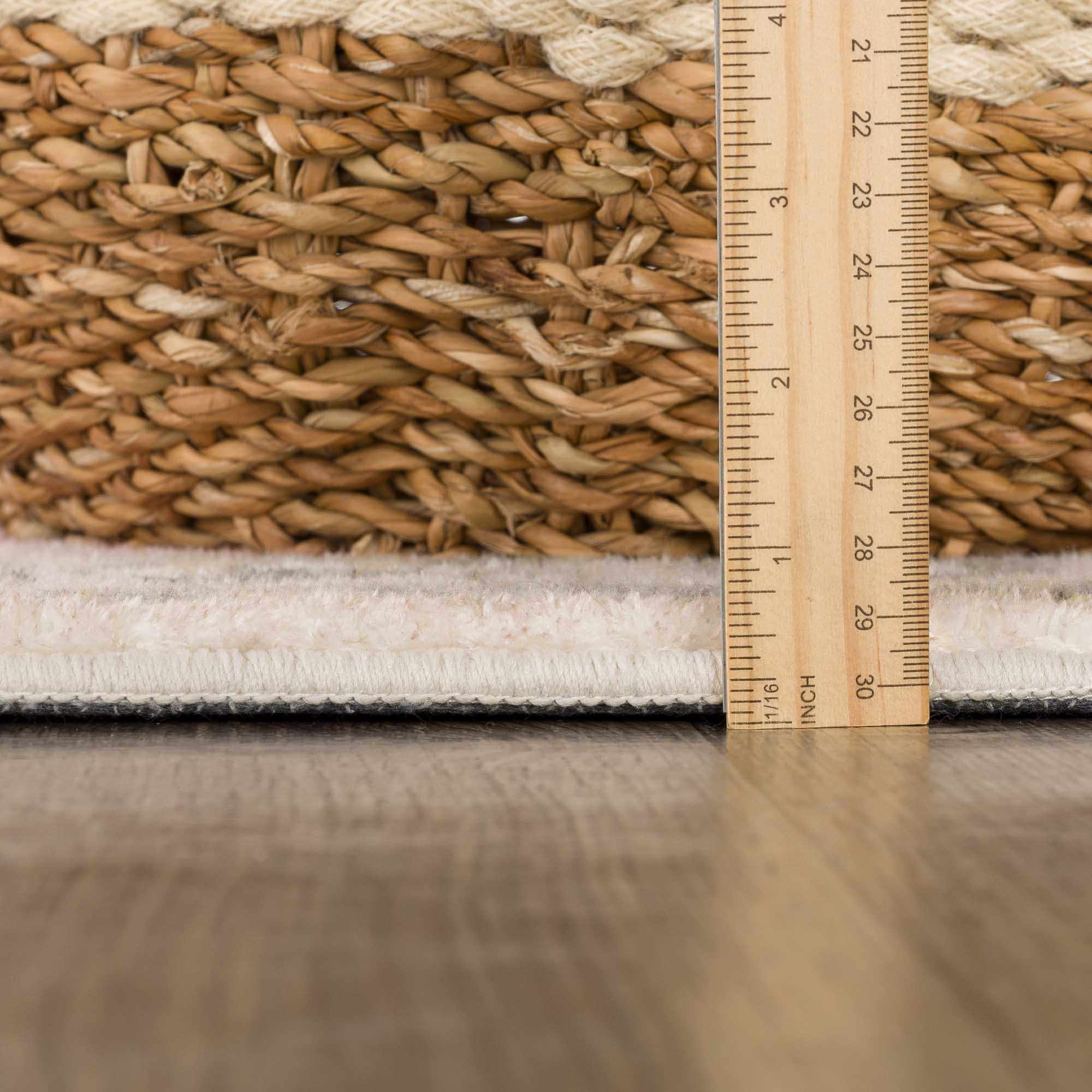 Cielo Area Rug  Medium Pile, Machine Woven Polyester