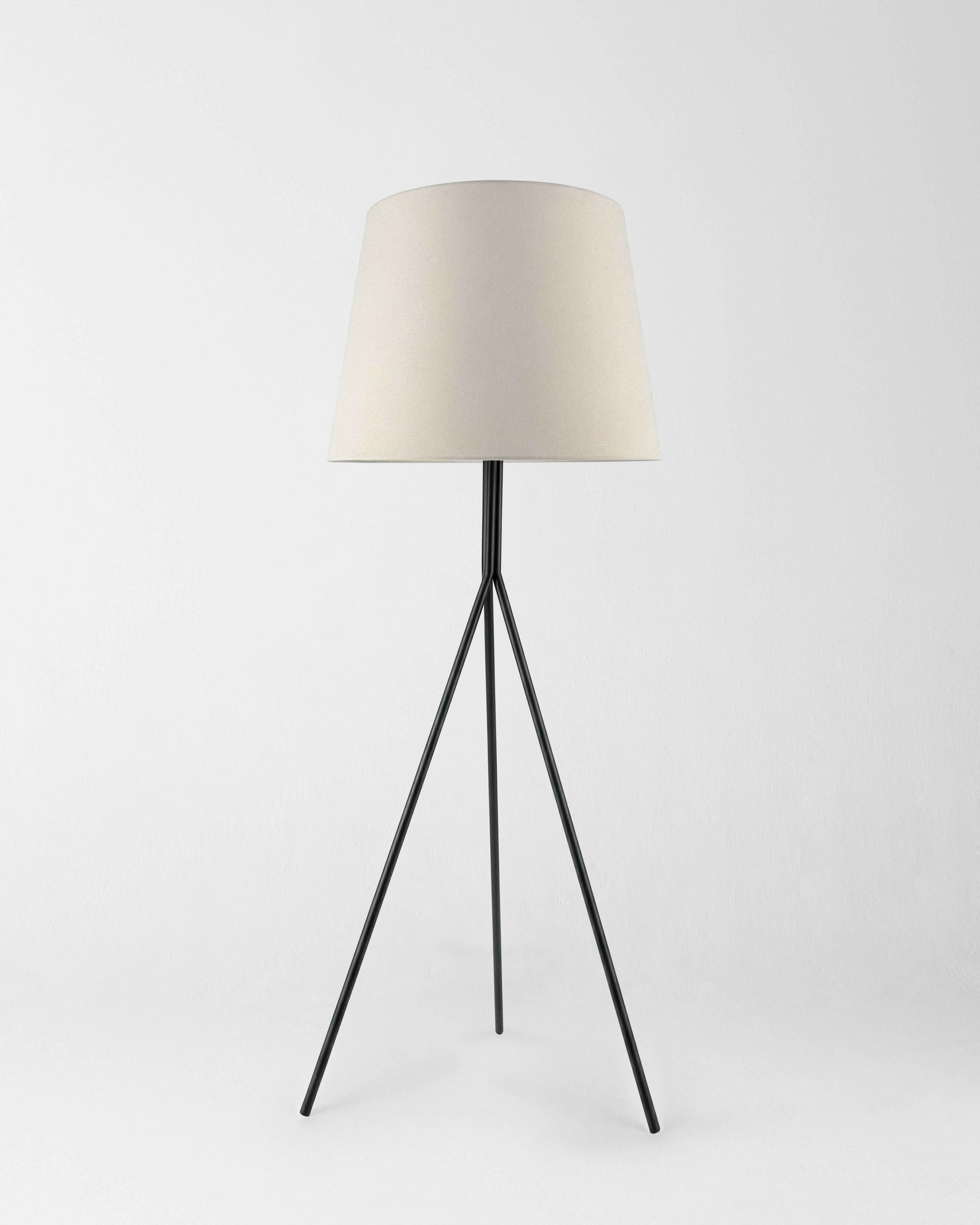Fino Floor Lamp | Oversized Fabric Shade, Color Changing Bulb