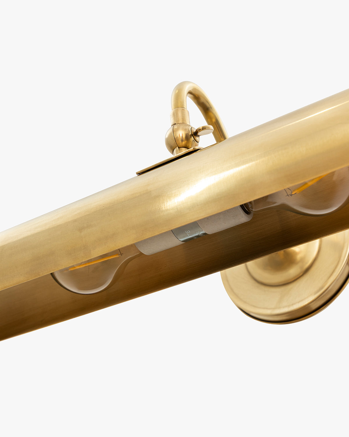 Bello Gallery Picture Sconce  Vintage-Inspired Metal Shade