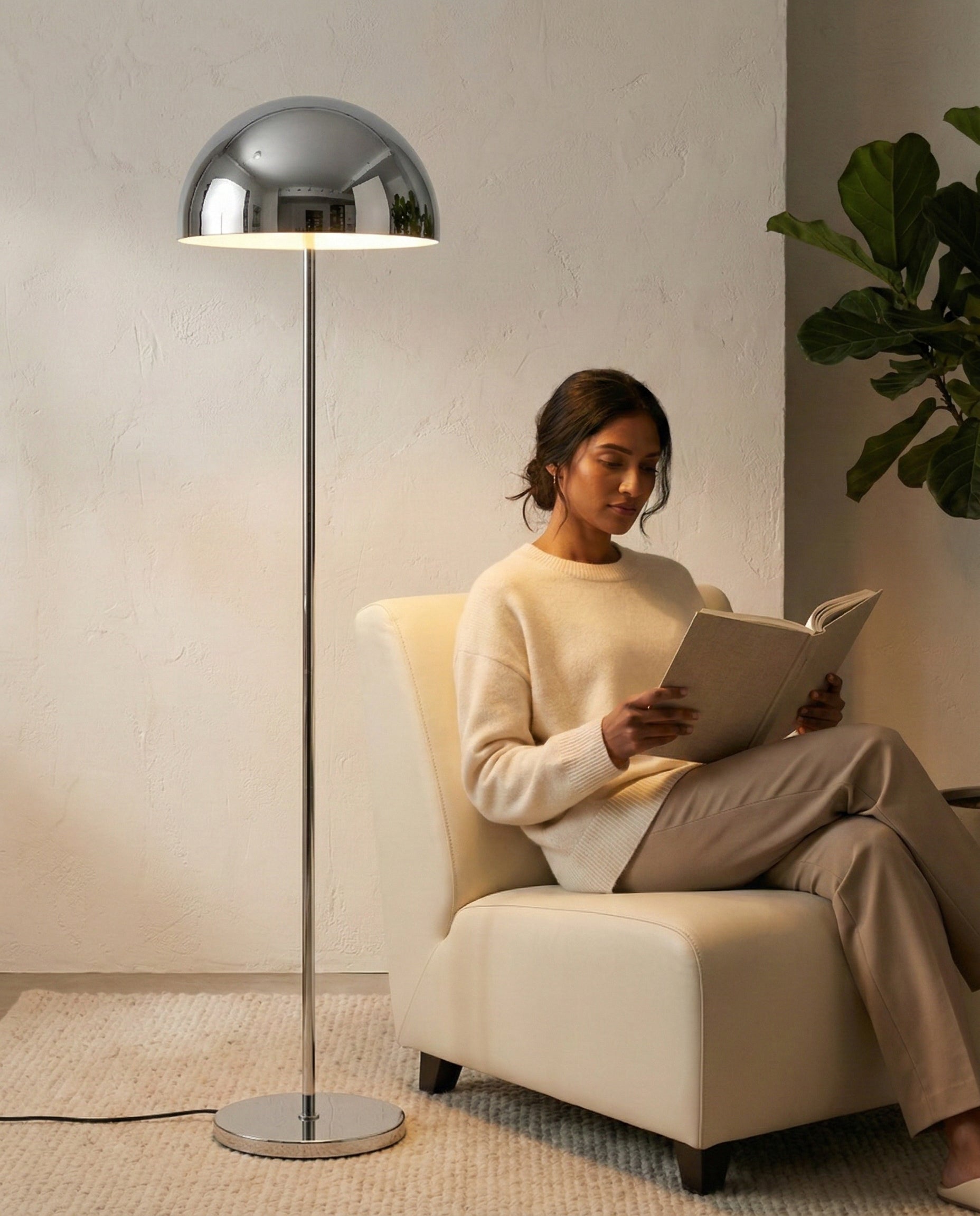 Oro Floor Lamp | Metal Design, Color-Changing Bulb