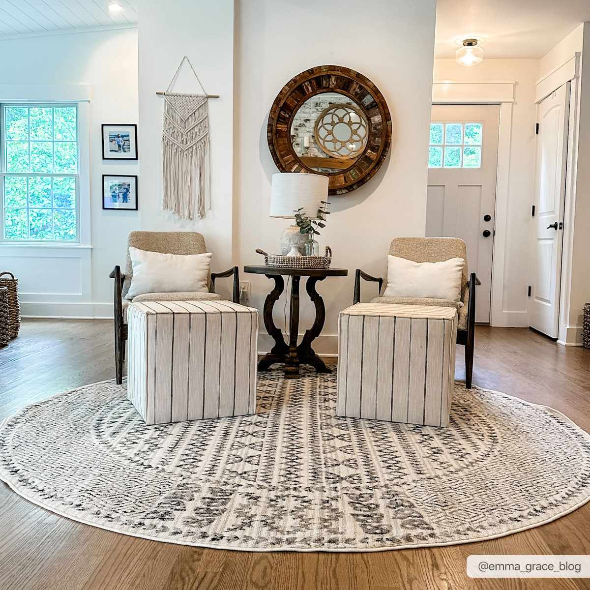 Grayson Area Rug  Machine Woven  Transitional Style  Medium Pile