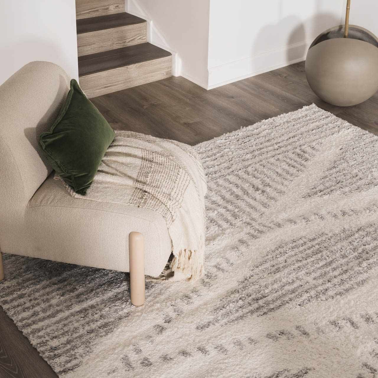 Gala Plush Area Rug  Machine Woven, 100% Polypropylene, Gray