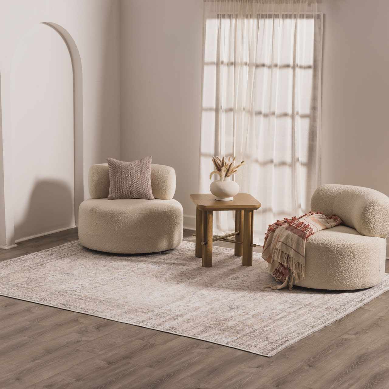 Bela Washable Area Rug  Durable Polyester, Stain-Resistant