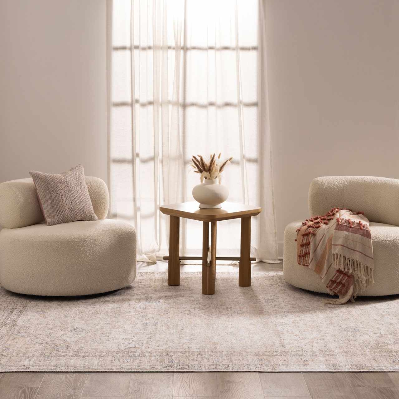 Bela Washable Area Rug  Durable Polyester, Stain-Resistant