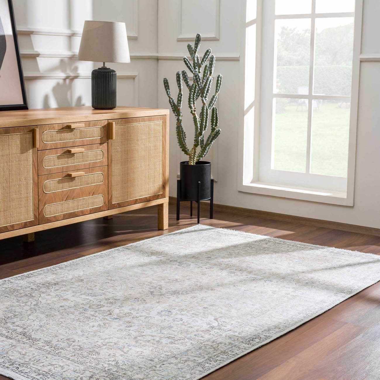 Bela Washable Area Rug  Durable Polyester, Stain-Resistant