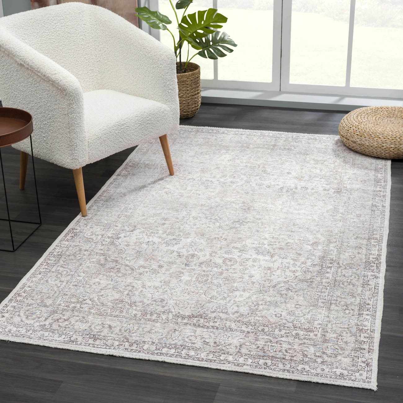 Bela Washable Area Rug  Durable Polyester, Stain-Resistant