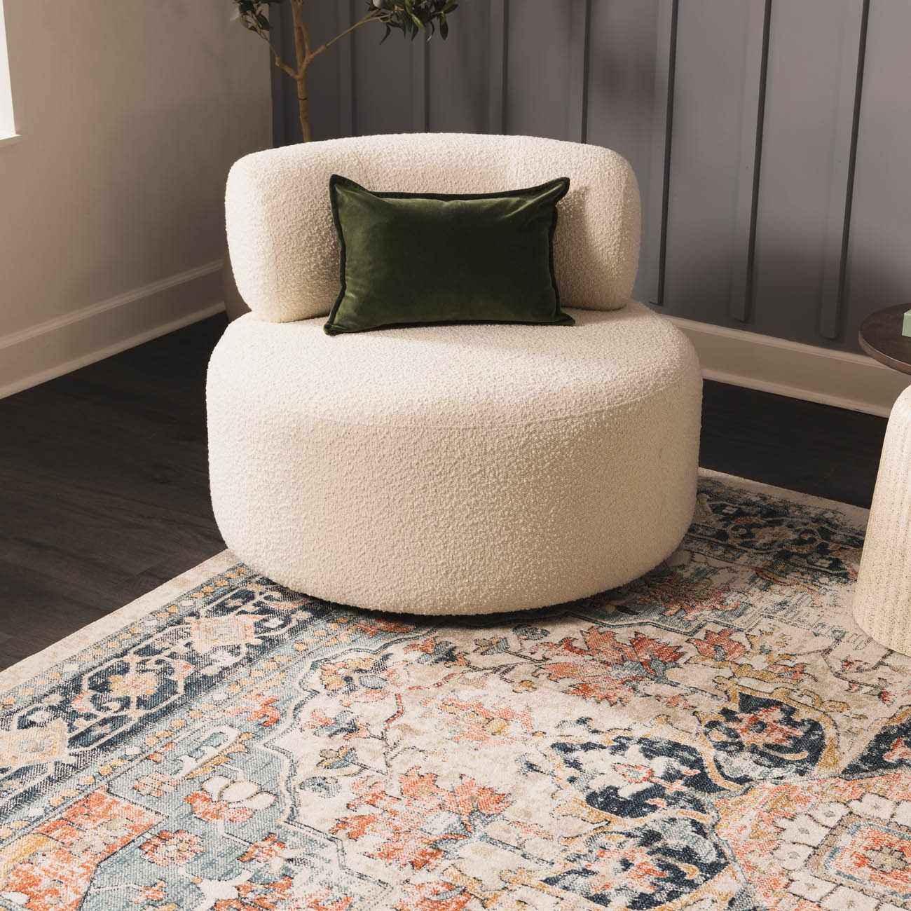Dorian Outdoor Rug  Traditional  Machine Woven  Low Pile