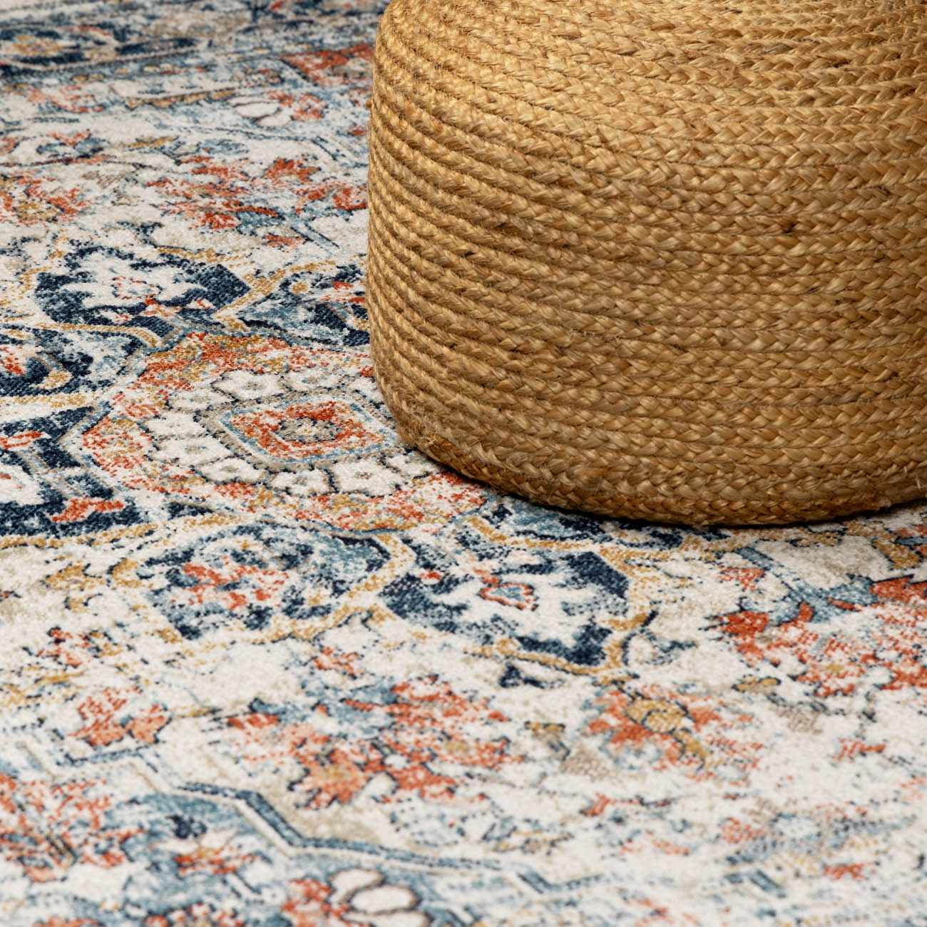 Dorian Outdoor Rug  Traditional  Machine Woven  Low Pile