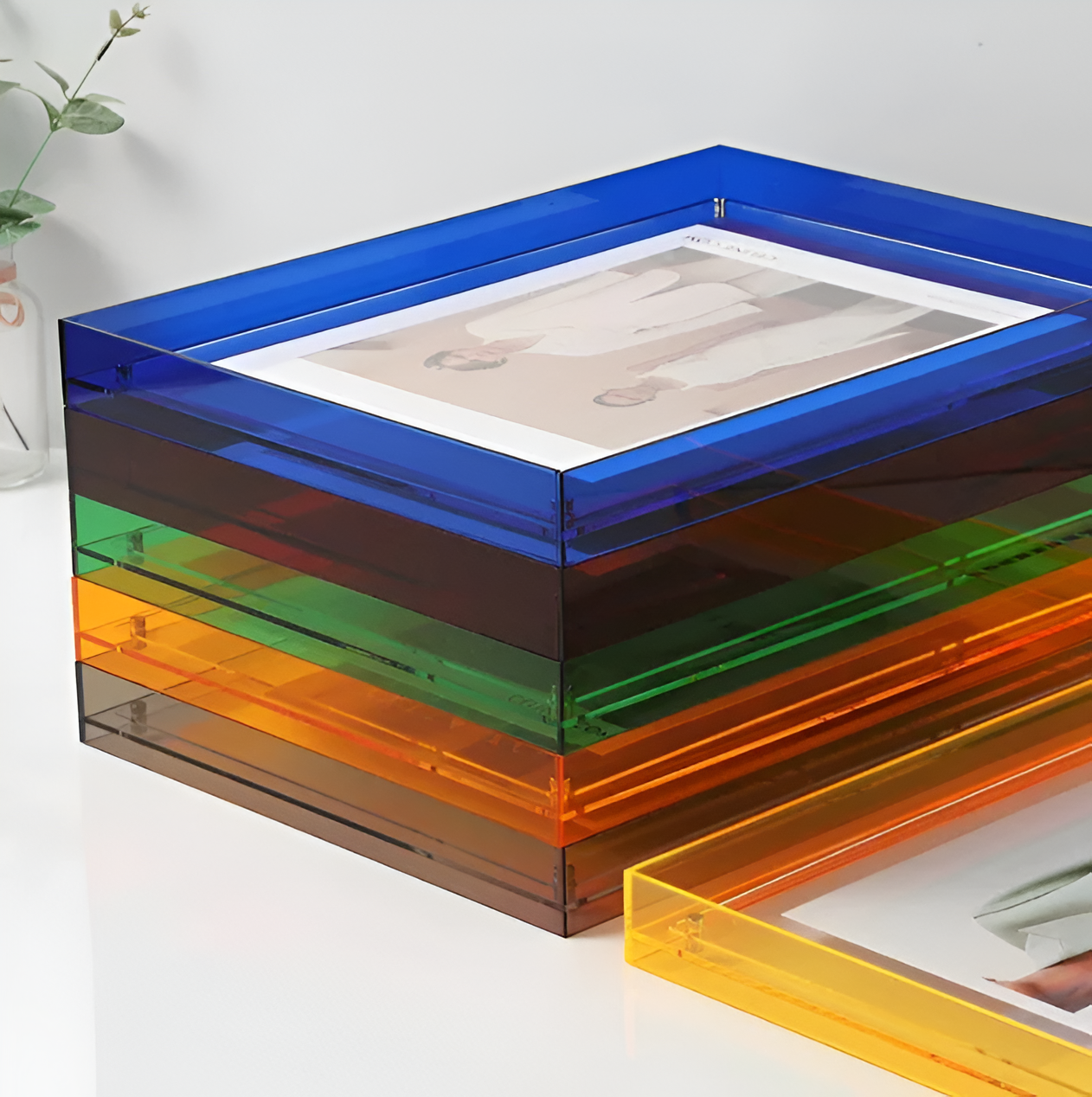Seravina Acrylic Photo Frame | Modern Minimalist, Freestanding Display