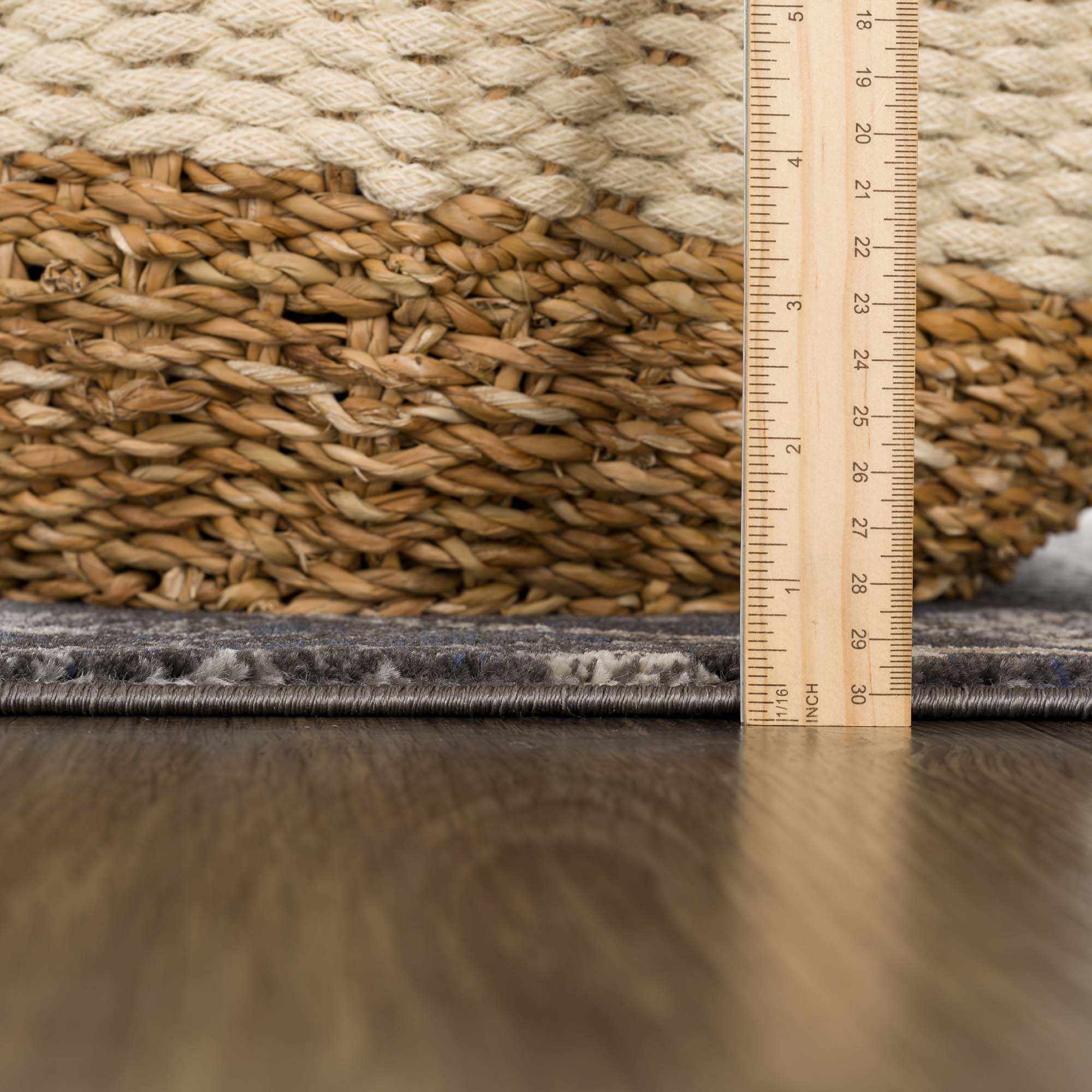 Brielle Area Rug  Traditional Persian Design, Machine Woven