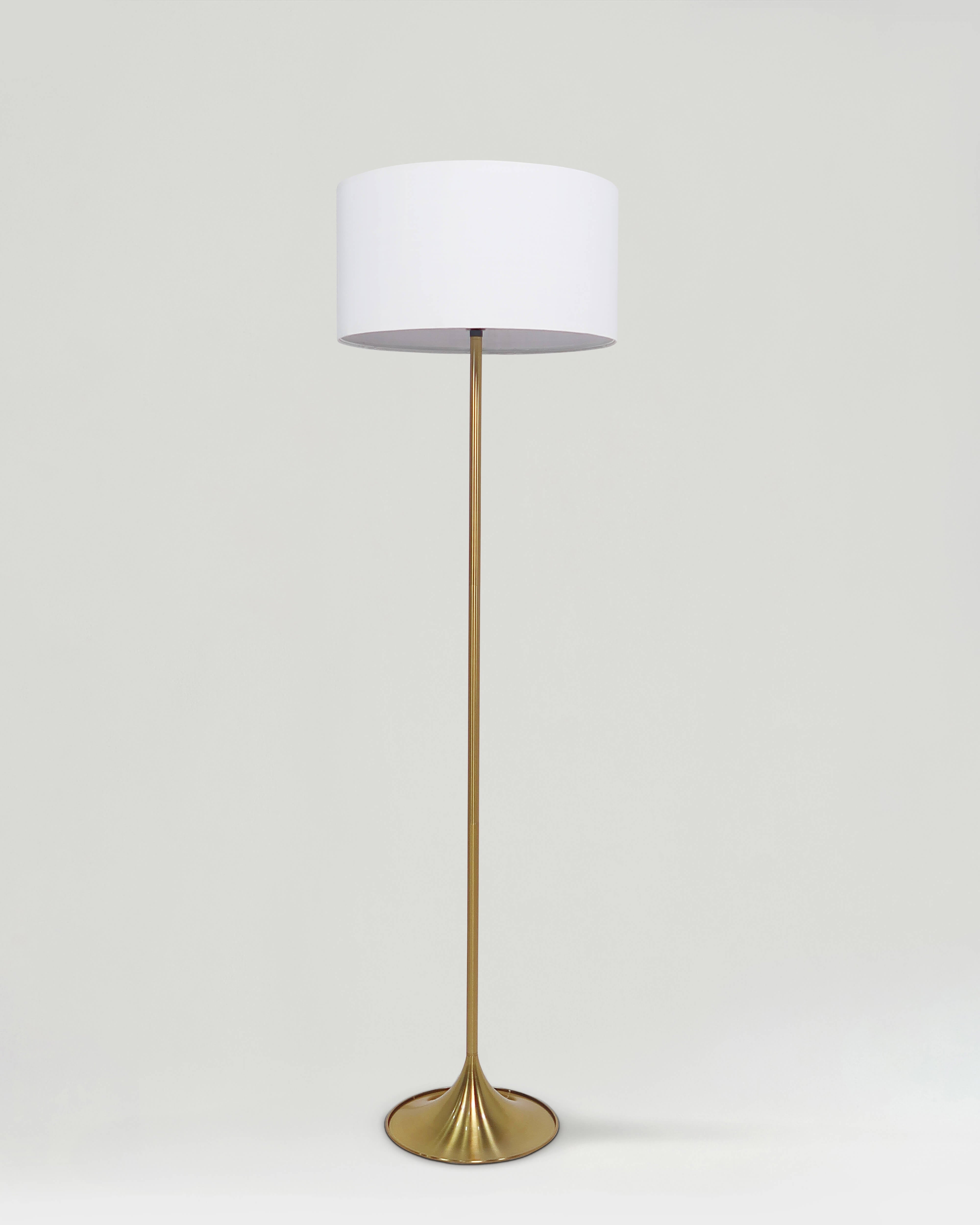 Quinn Floor Lamp | Sleek Black Finish, Linen Lampshade