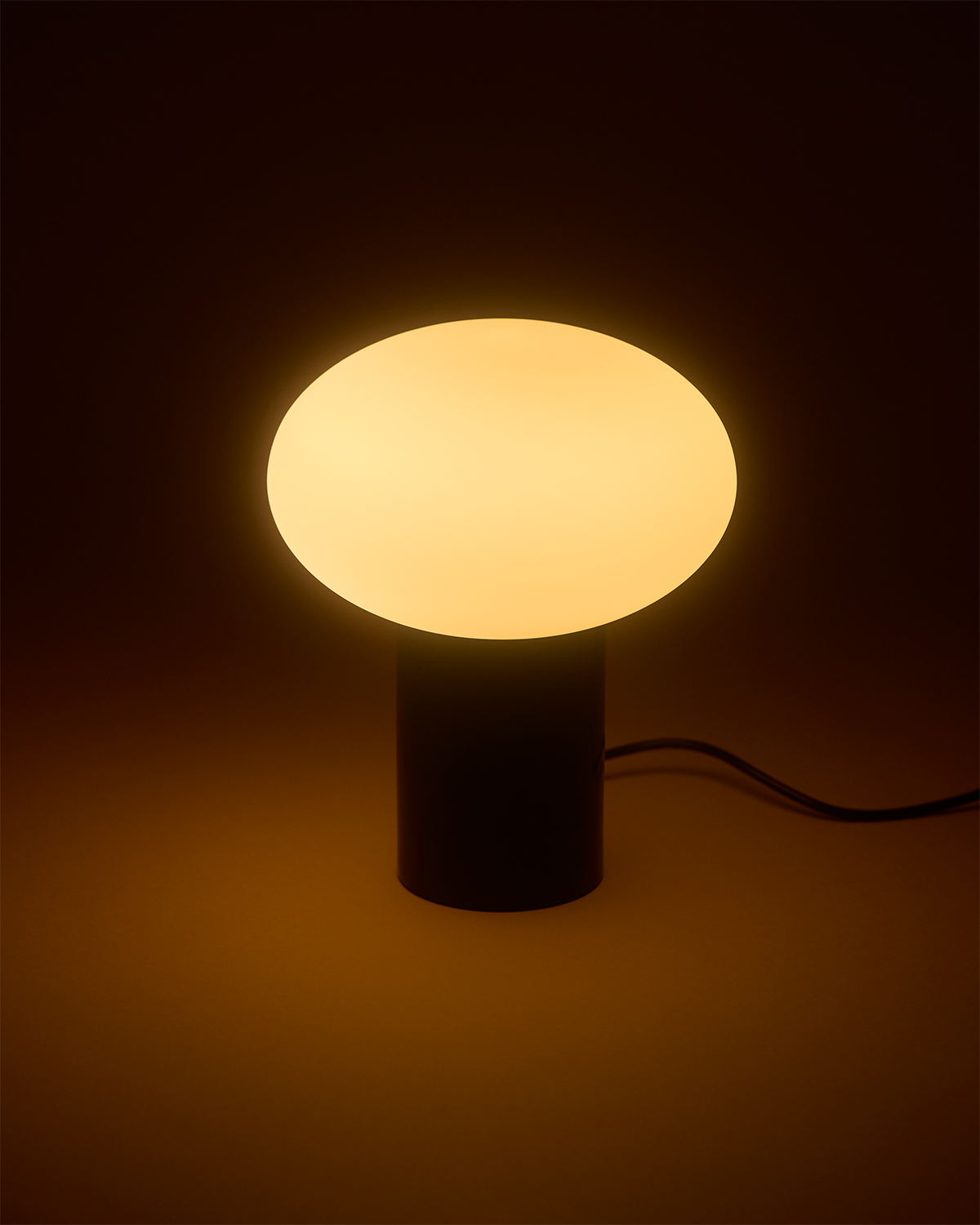Ivy Glow Table Lamp | Frosted Oval Globe, USB-C Port