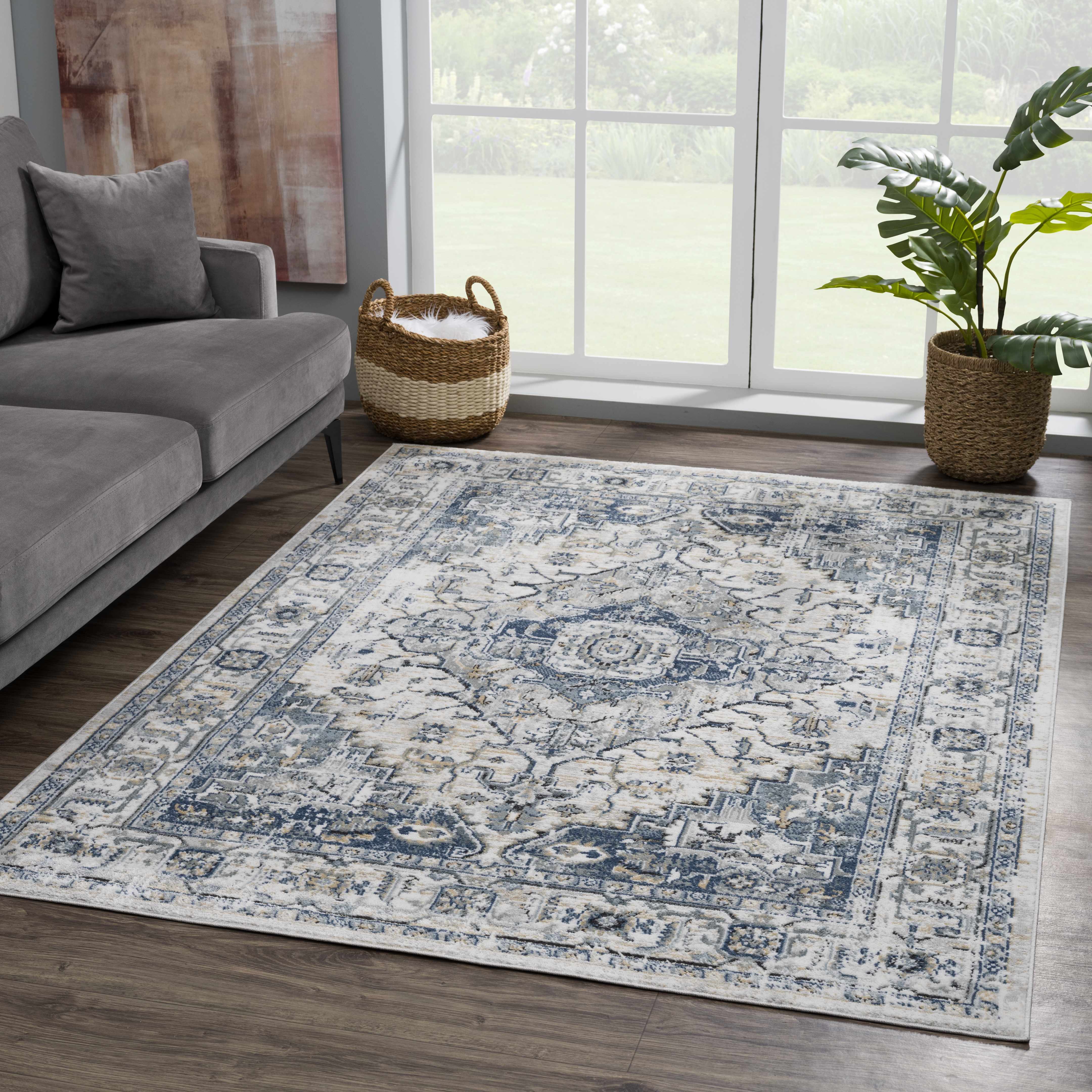 Mira Area Rug Machine Woven Light Gray, Traditional Style