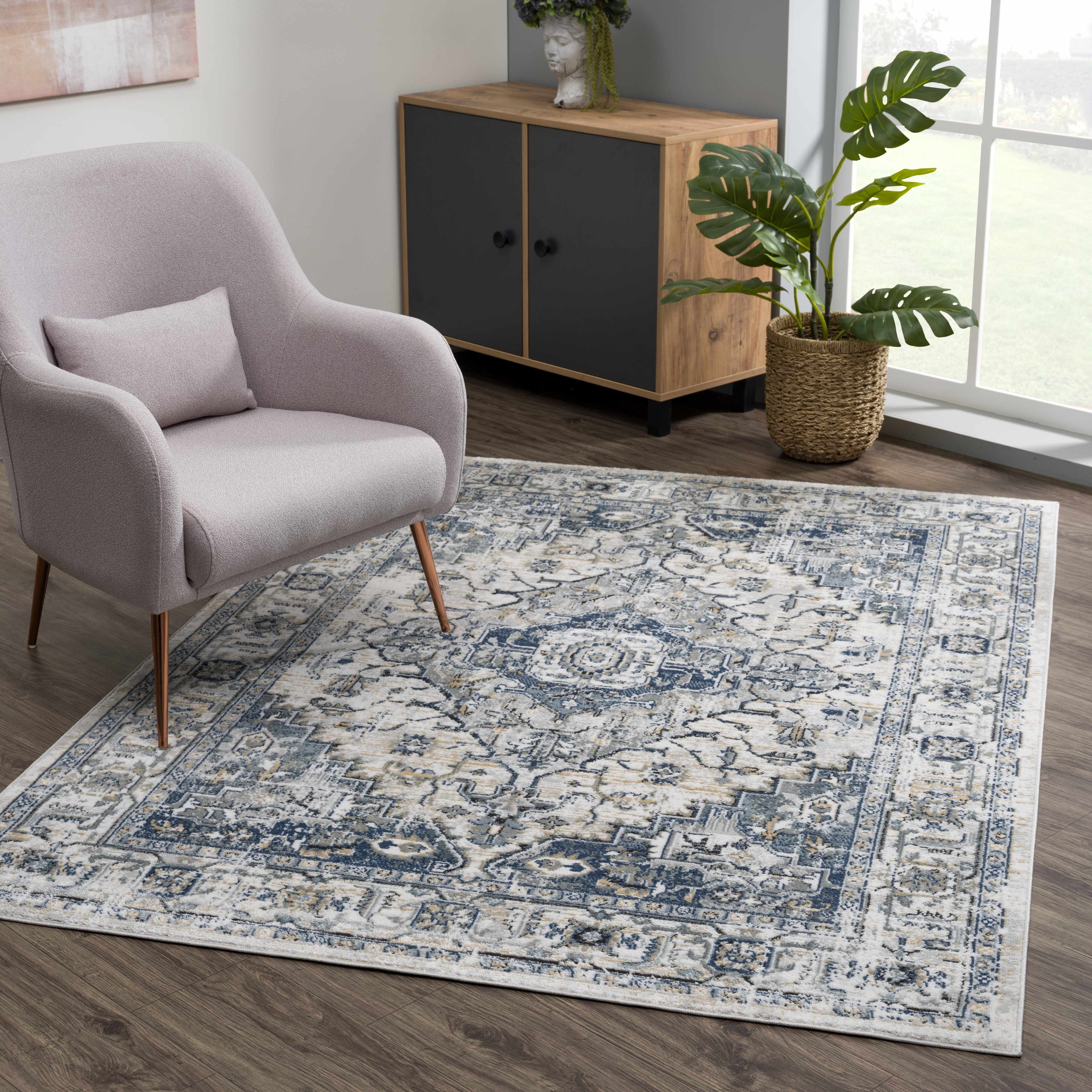 Mira Area Rug Machine Woven Light Gray, Traditional Style