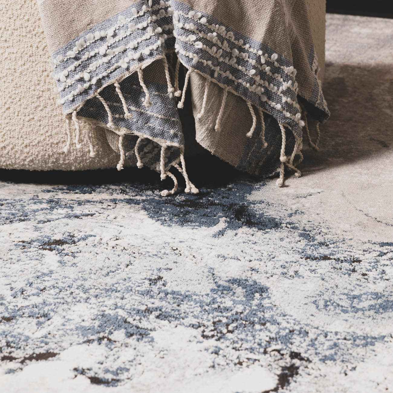 Blythe Dark Blue Marble Rug  Machine Woven, Medium Pile