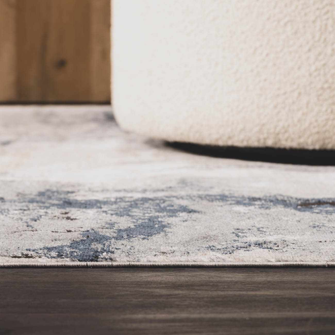 Blythe Dark Blue Marble Rug  Machine Woven, Medium Pile