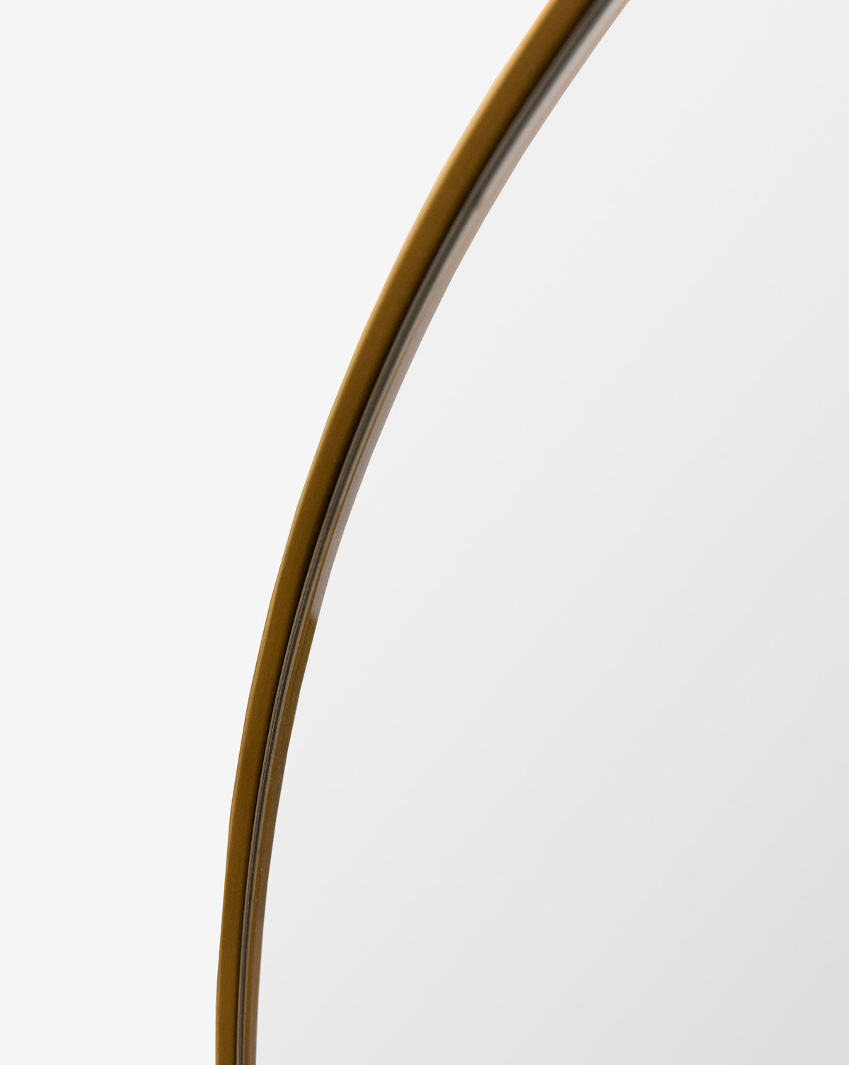 Juno Circle Mirror  Shatterproof Glass, Iron Frame