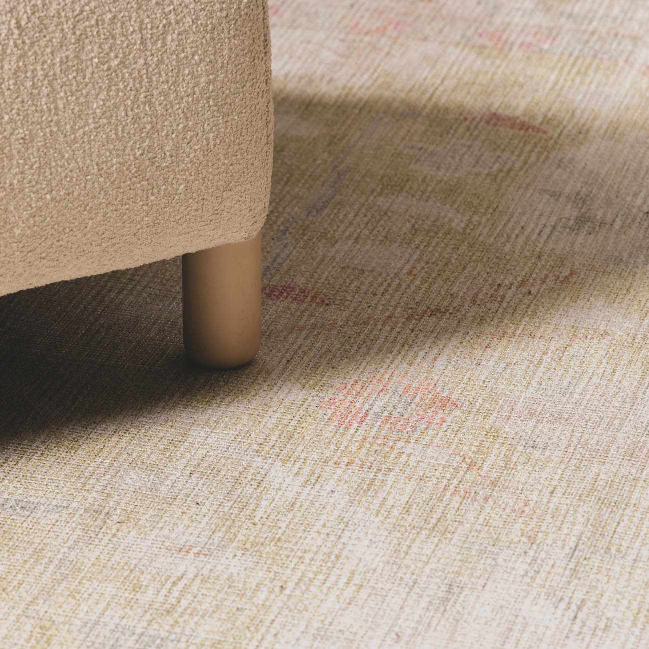 Bela Washable Rug  Machine Woven  Low Pile  Traditional Style