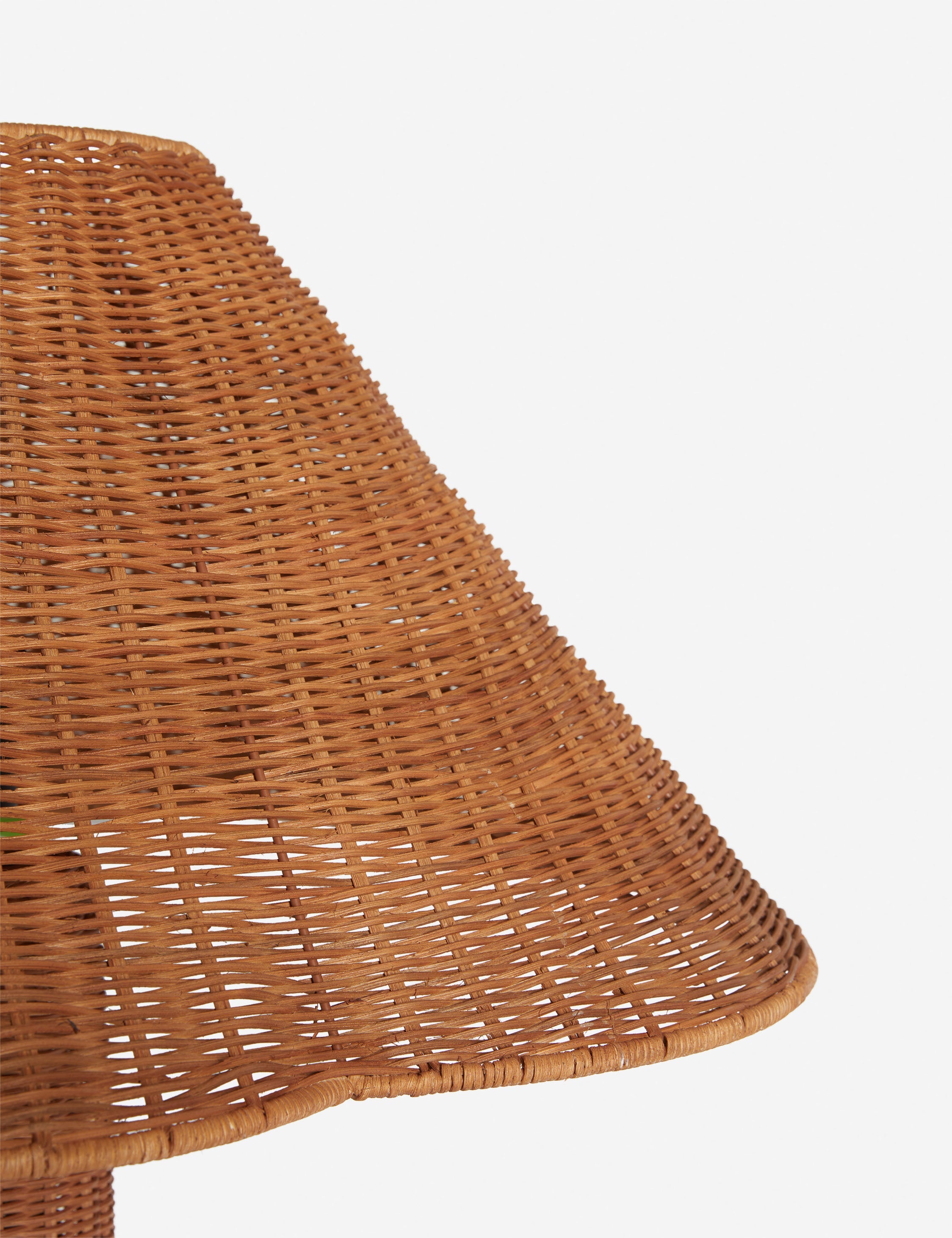Kairo Floor Lamp | Woven Design, Sculptural Silhouette