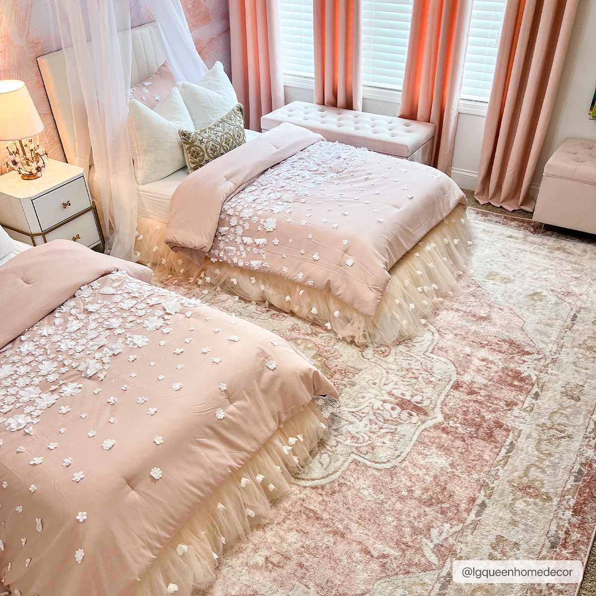 Bello Area Rug  Traditional  Medium Pile Polypropylene
