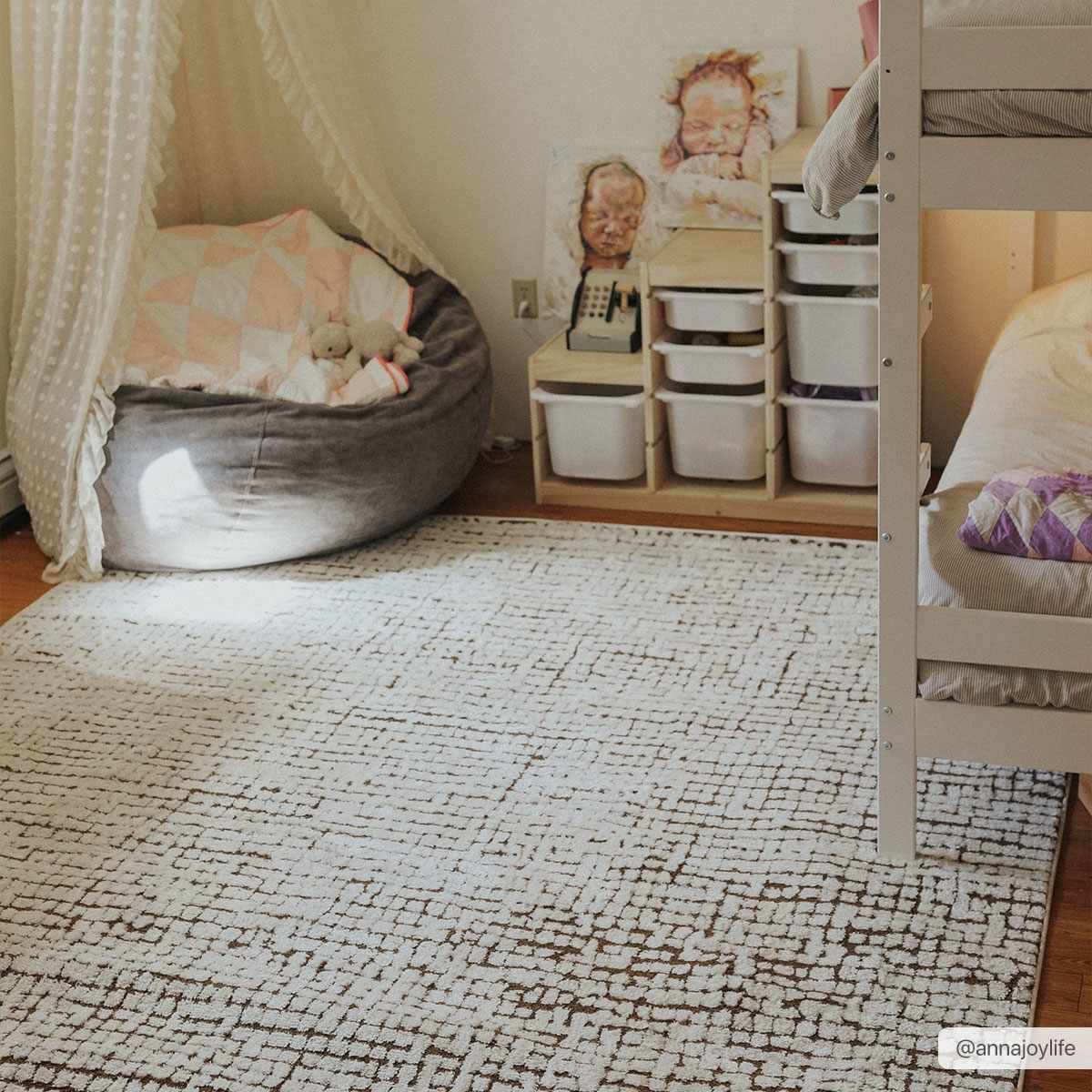 Bela Area Rug  High Pile, Machine Woven Polyester, Contemporary