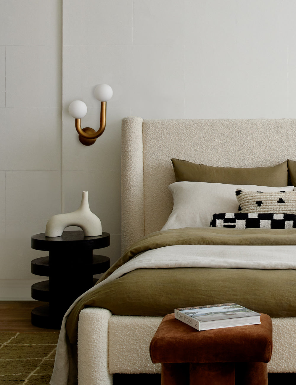 Haven Wall Sconce | Metal Tube Design, Matte White Bulbs