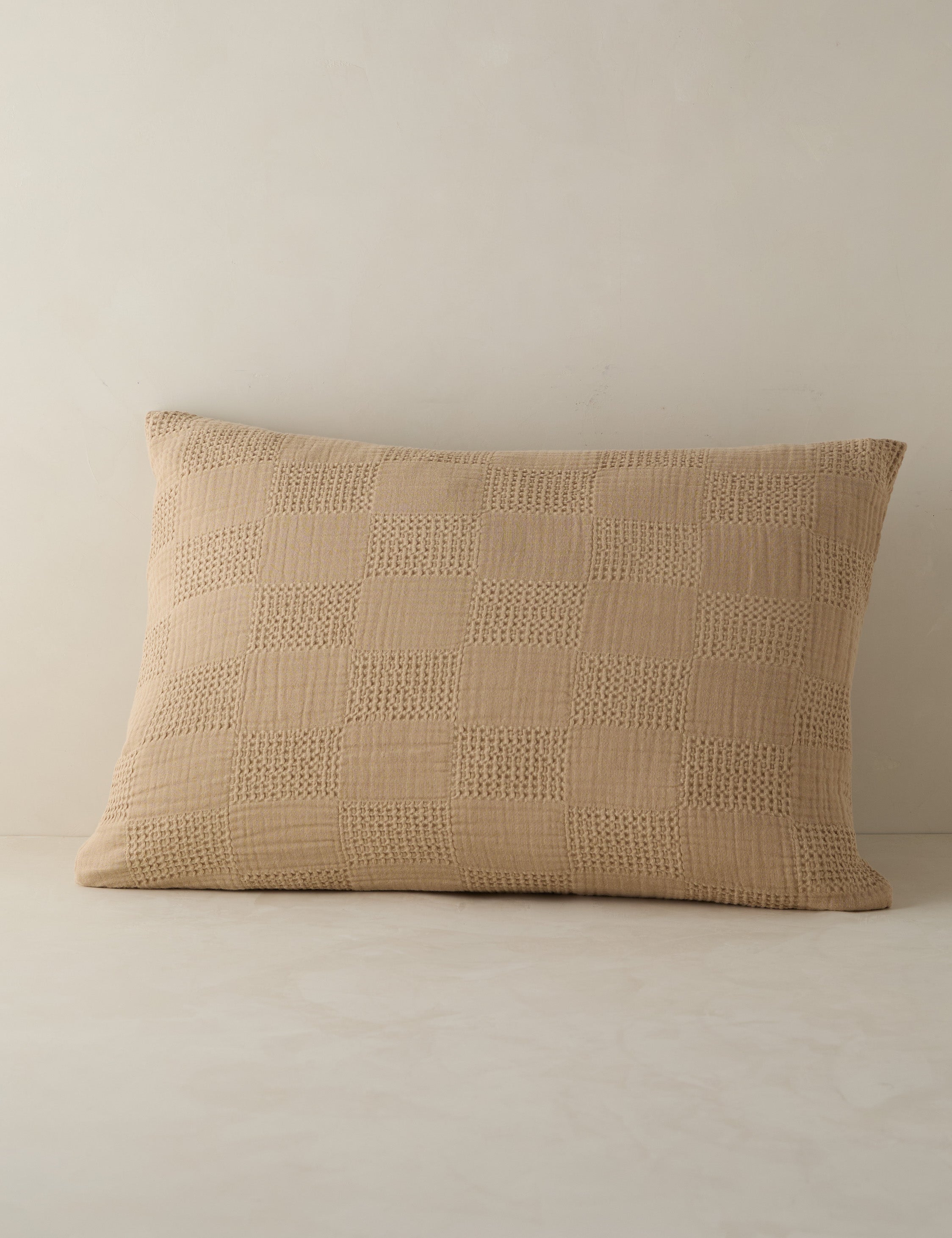 Kairo Textured Cotton Sham | Waffle Gauze Checkerboard Design