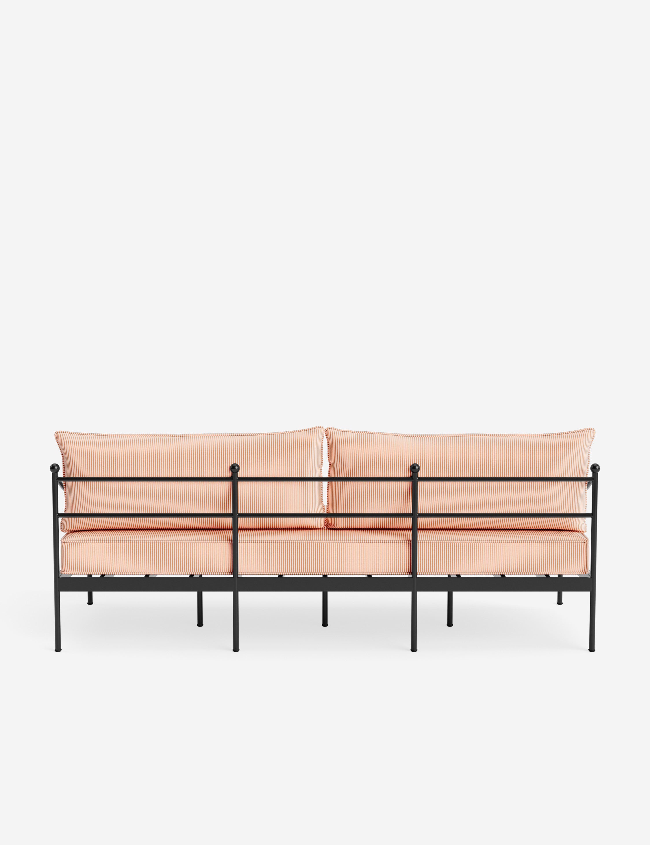 Leni Outdoor Sofa | Tailored Cushions for Personalized Comfort