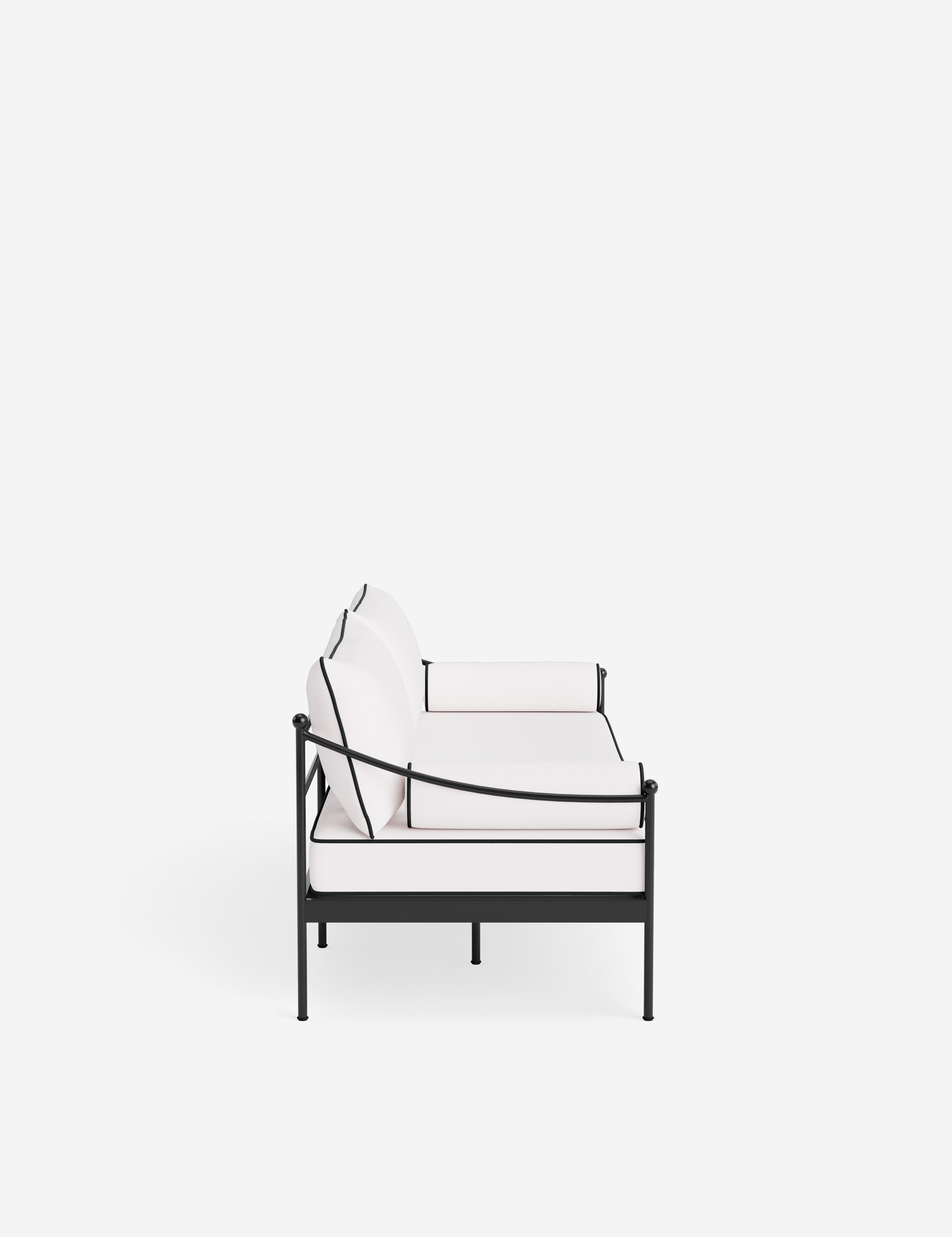 Leni Outdoor Sofa | Tailored Cushions for Personalized Comfort