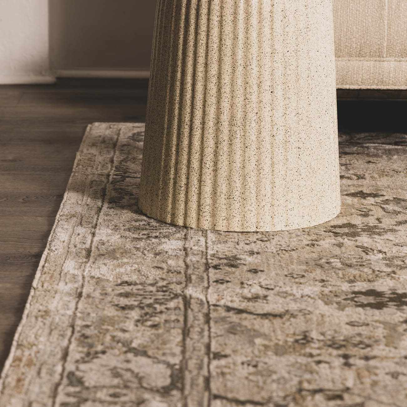 Brixton Boutique Rug  Medium Pile, Machine Woven, Traditional Style