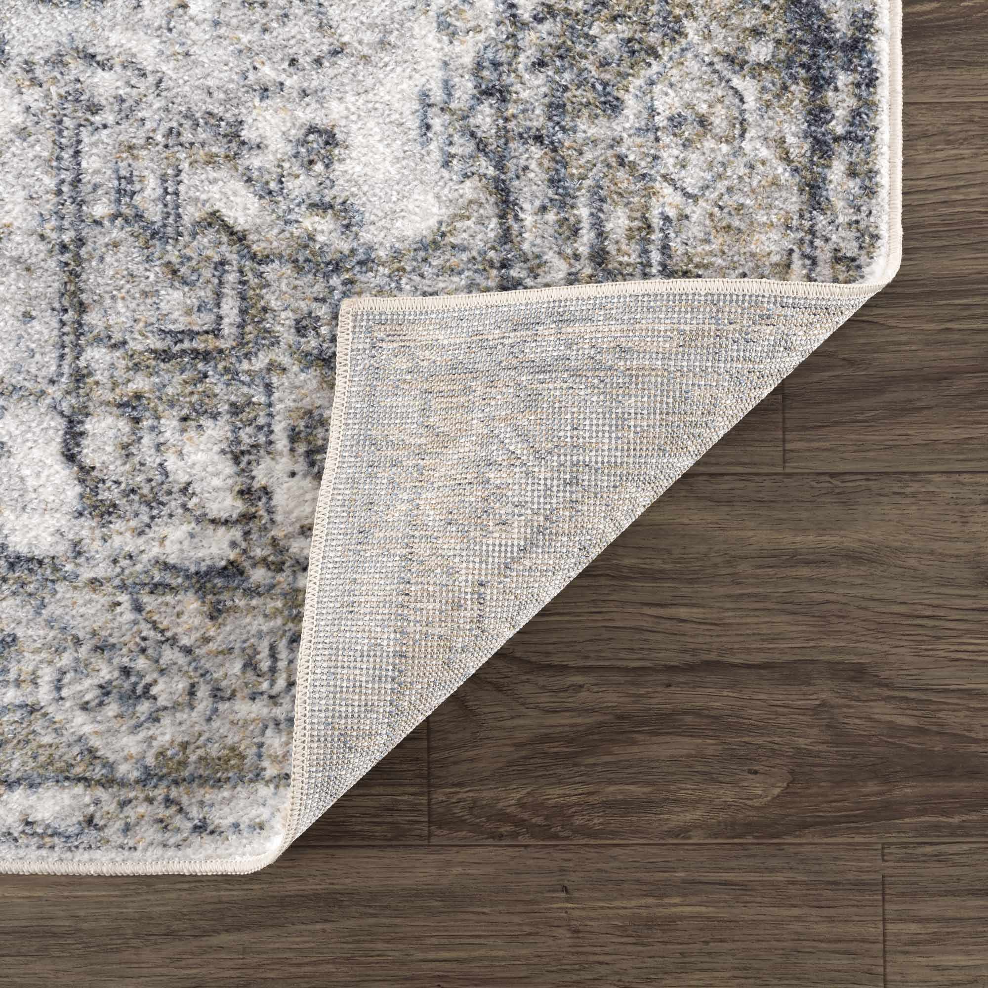 Hera Washable Rug  Traditional Machine Woven Polyester