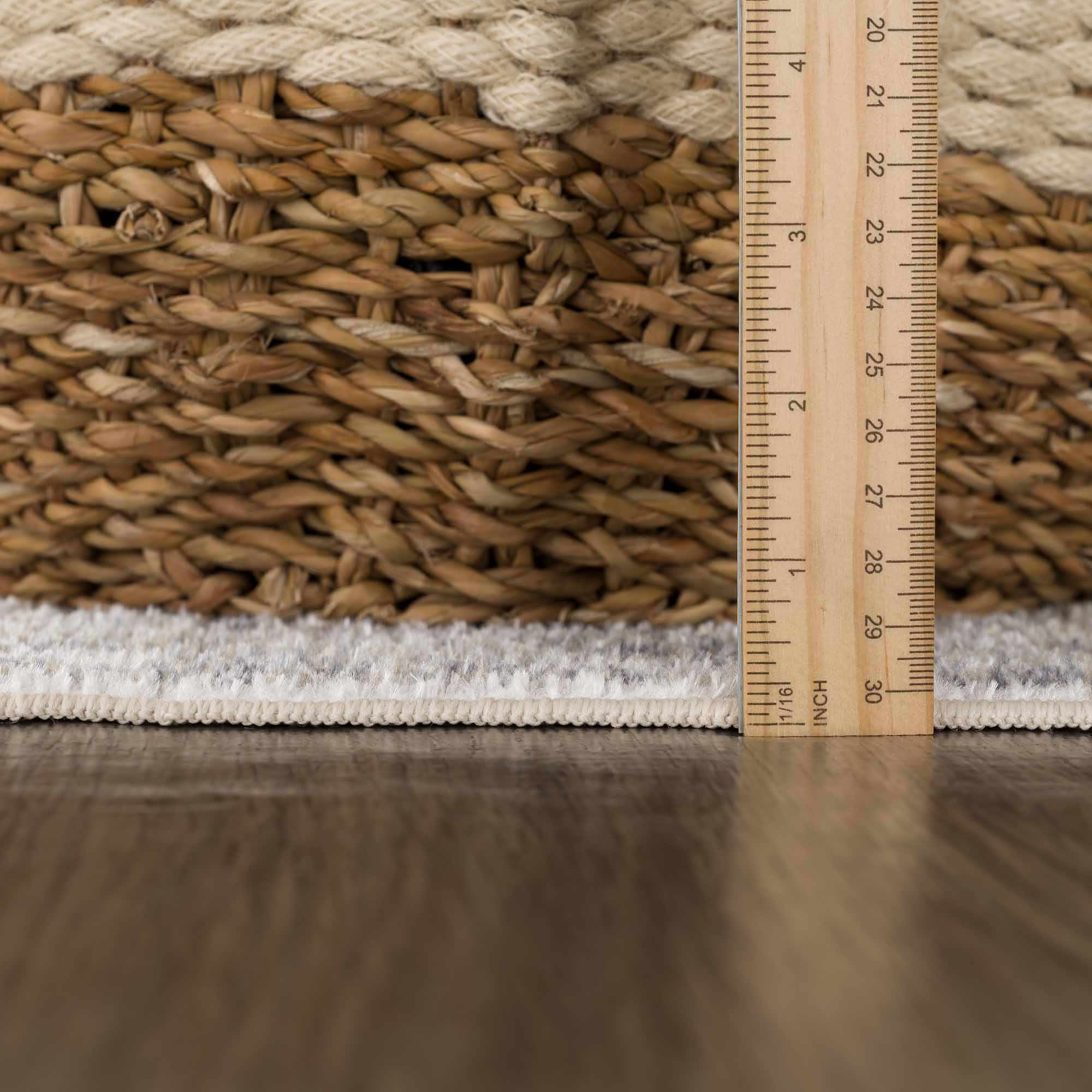 Hera Washable Rug  Traditional Machine Woven Polyester
