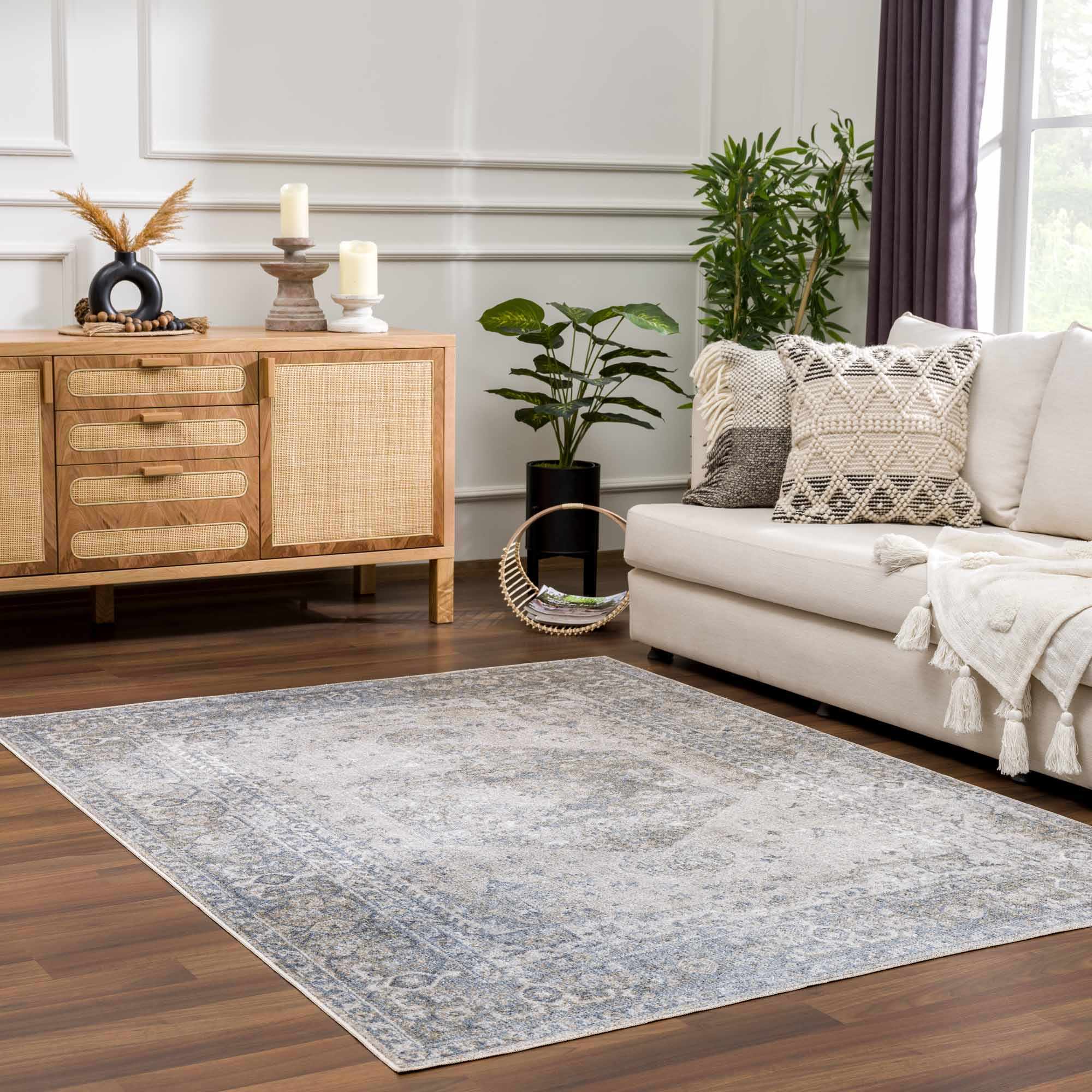 Bello Washable Rug  Medium Pile  Traditional Style