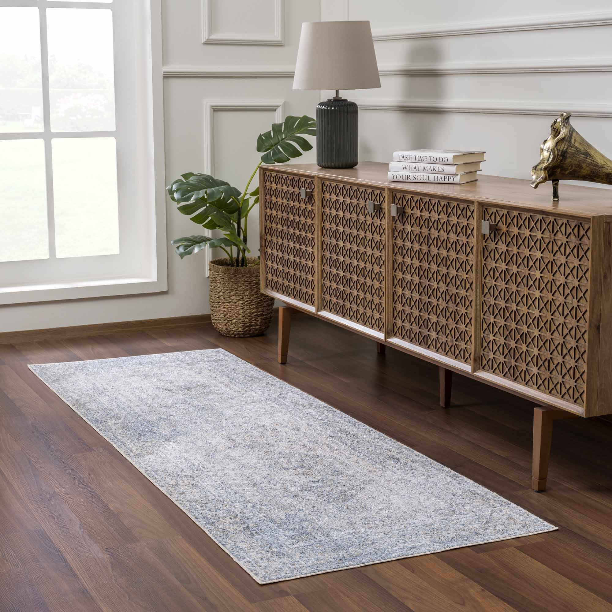 Bello Washable Rug  Medium Pile  Traditional Style