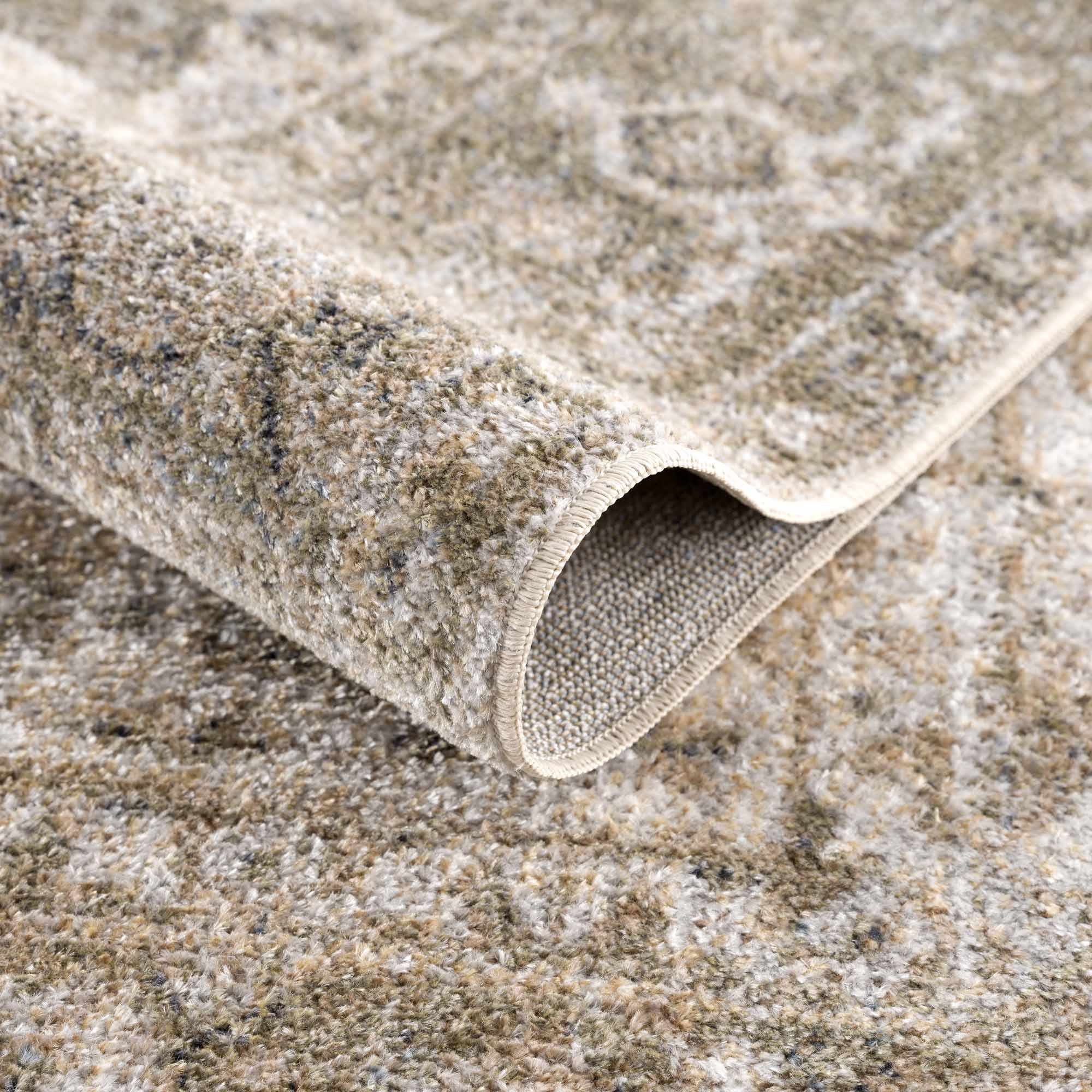 Gale Washable Rug  Machine Woven  Medium Pile  Polyester