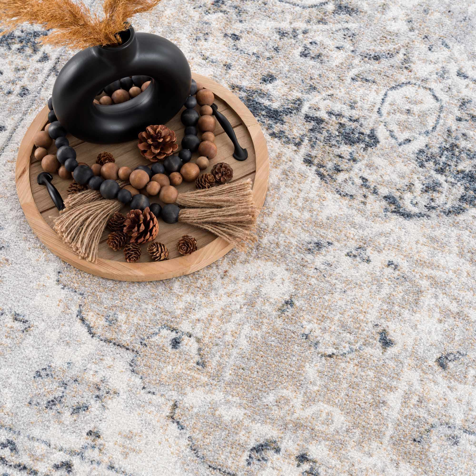 Rudo Washable Rug  Medium Pile  Machine Woven Polyester