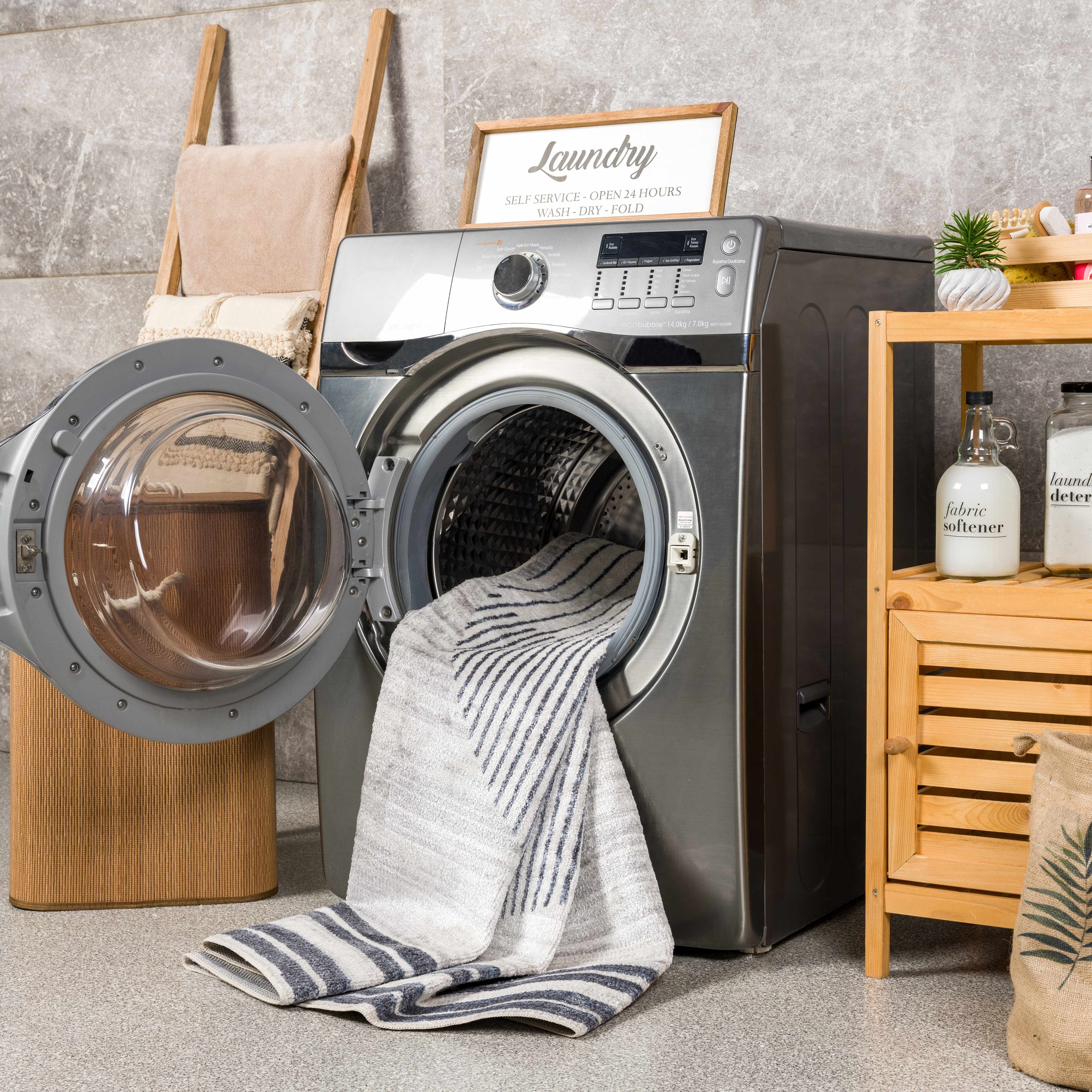 Talon Medium Gray Area Rug  Machine Washable, Contemporary