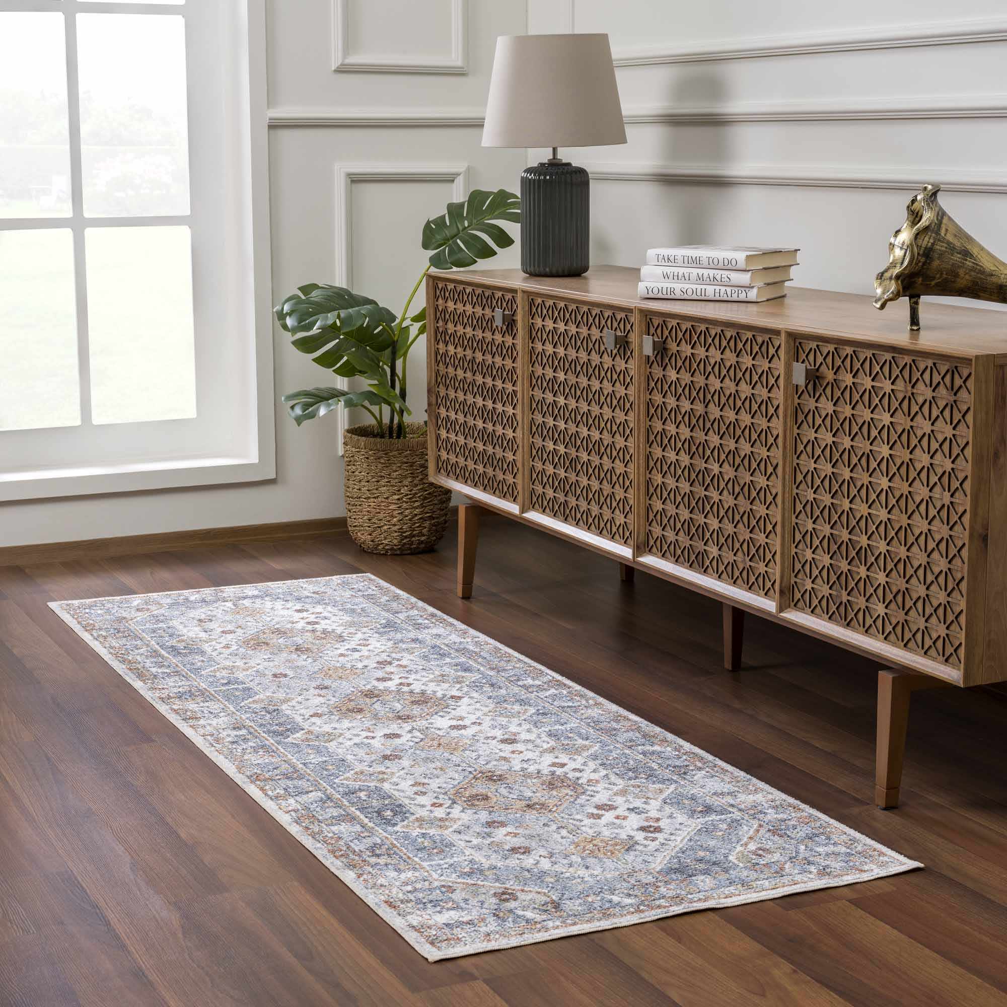 Alera Washable Rug  Machine Woven  Traditional Style