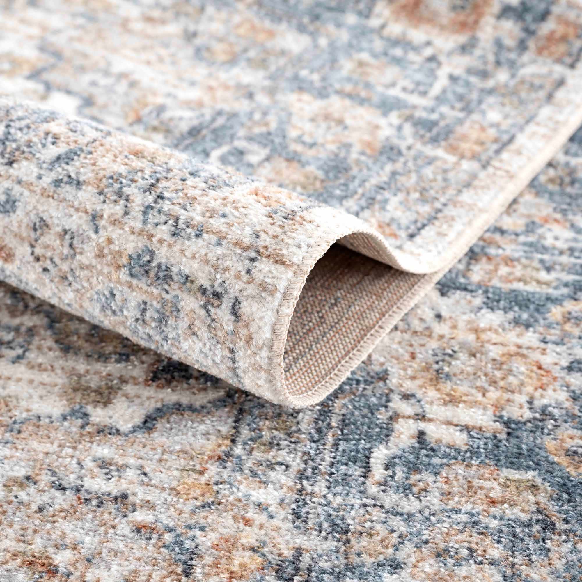 Ezri Area Rug  Machine Washable, Medium Pile Polyester