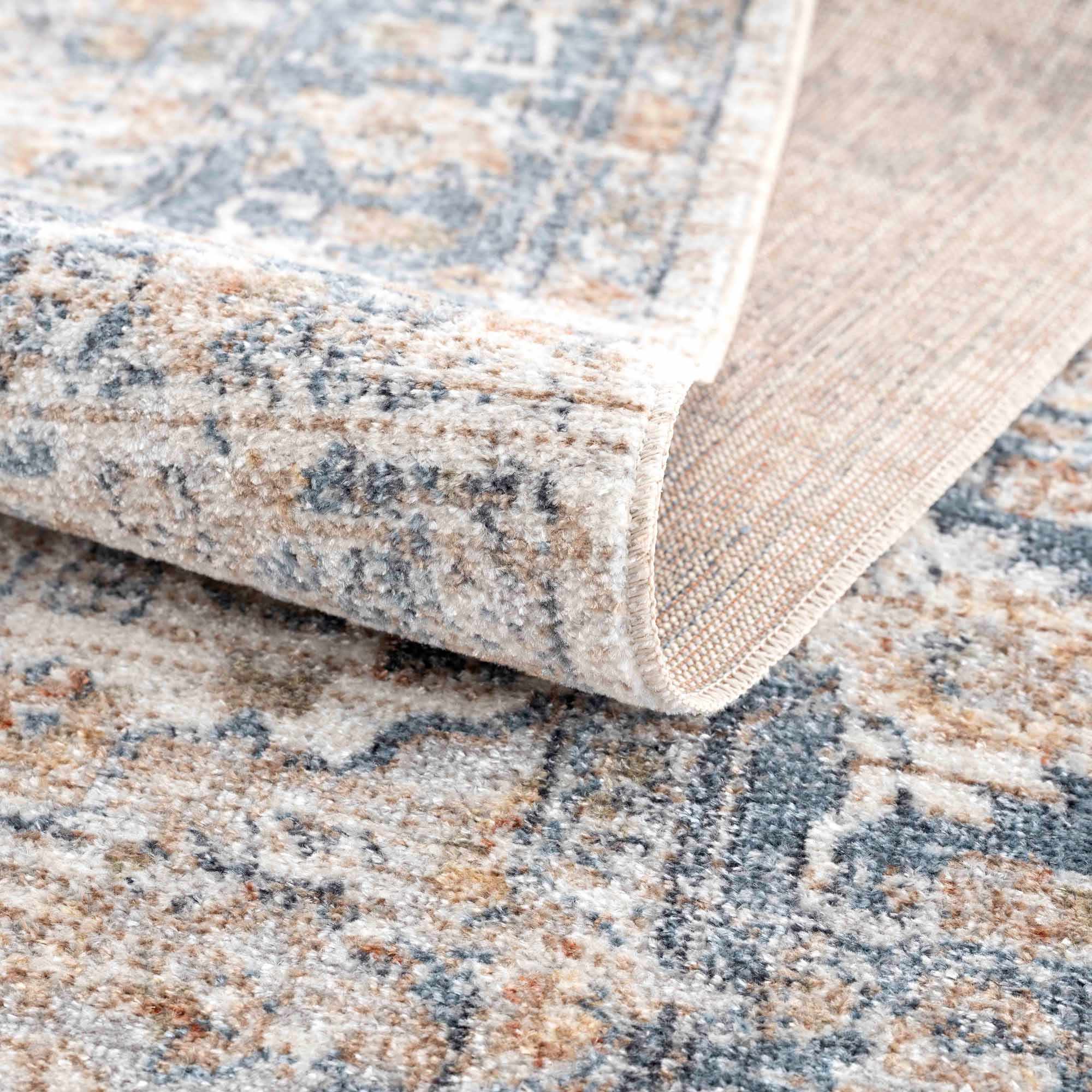 Ezri Area Rug  Machine Washable, Medium Pile Polyester
