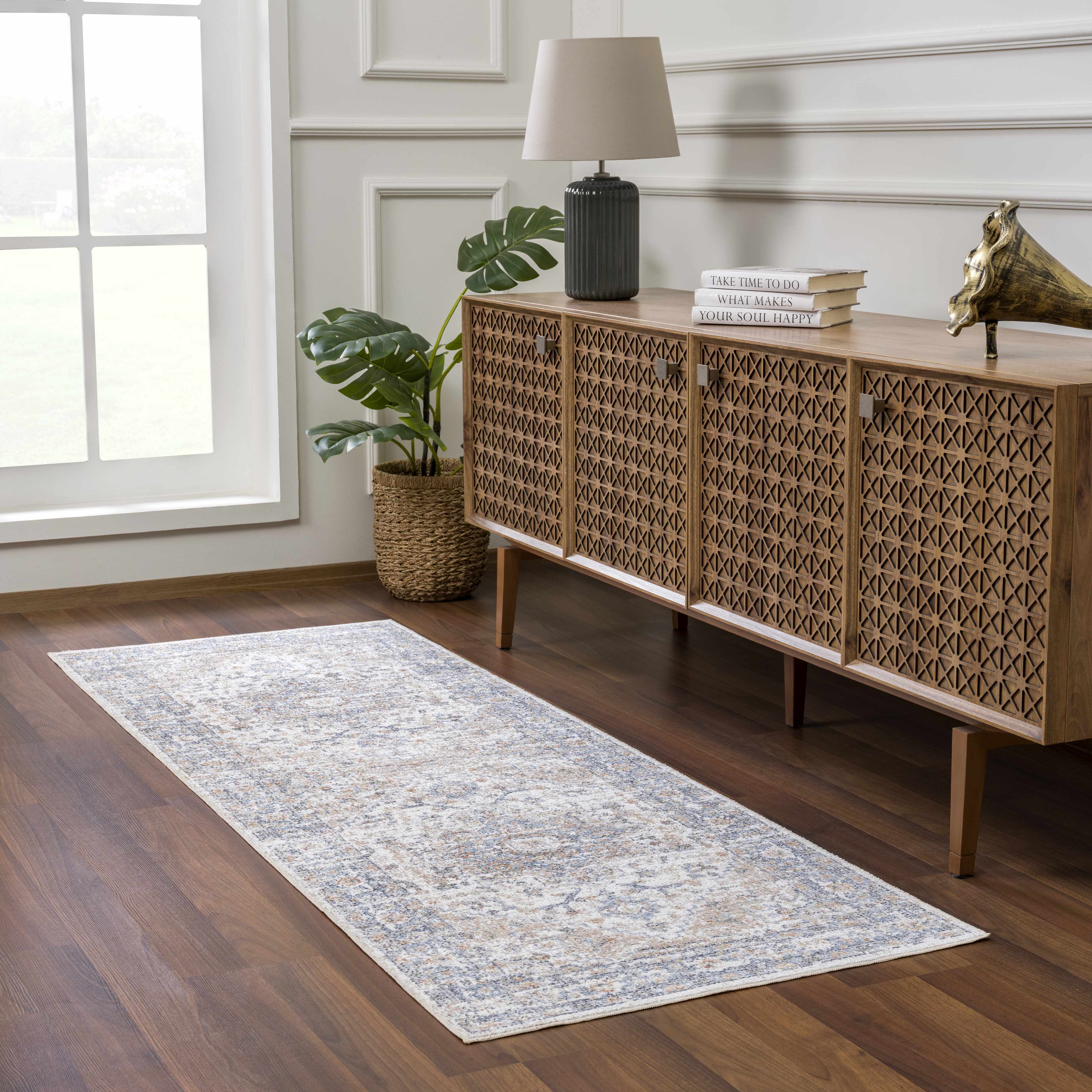 Ezri Area Rug  Machine Washable, Medium Pile Polyester
