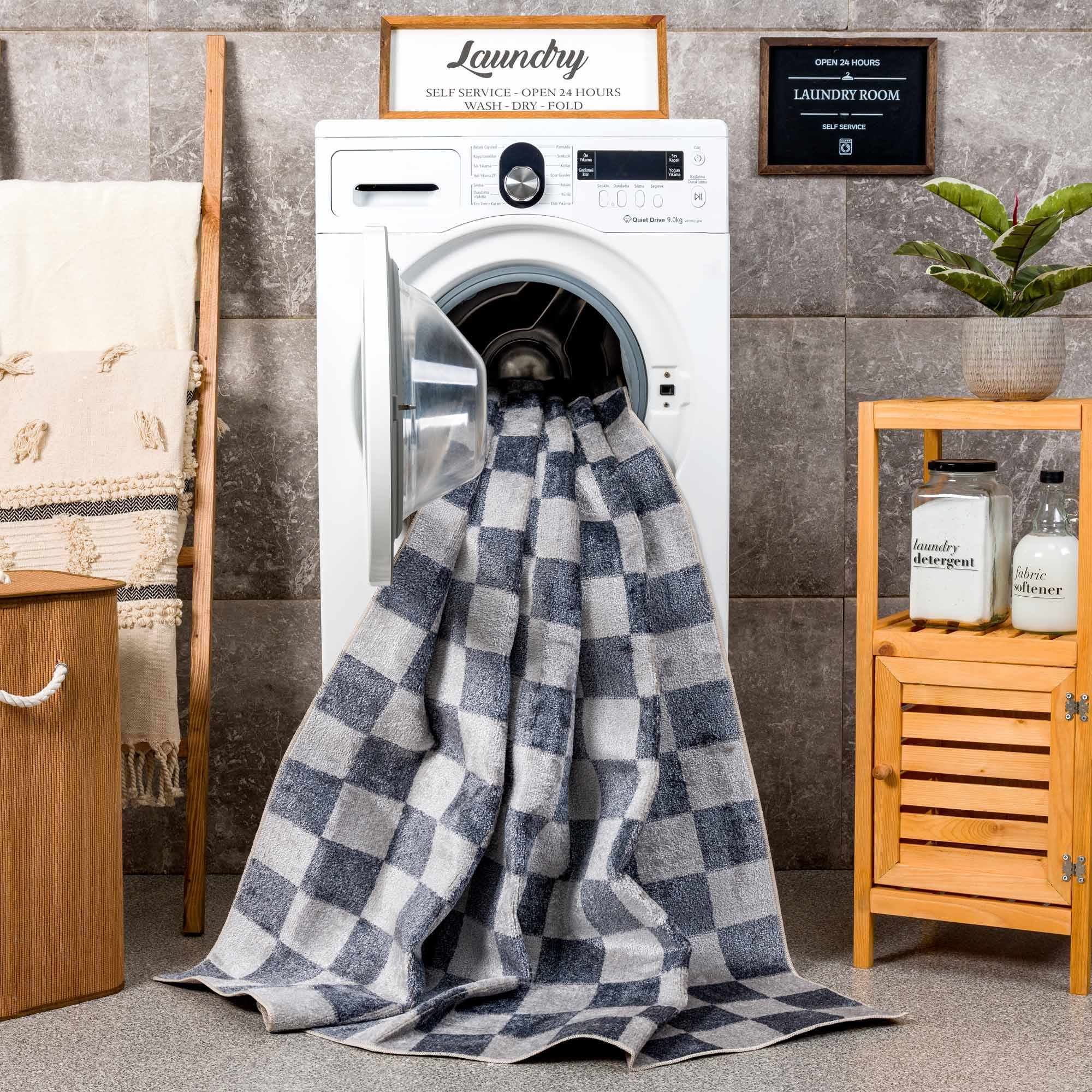 Bela Checkered Rug  Machine Washable  Blue Gray Ivory