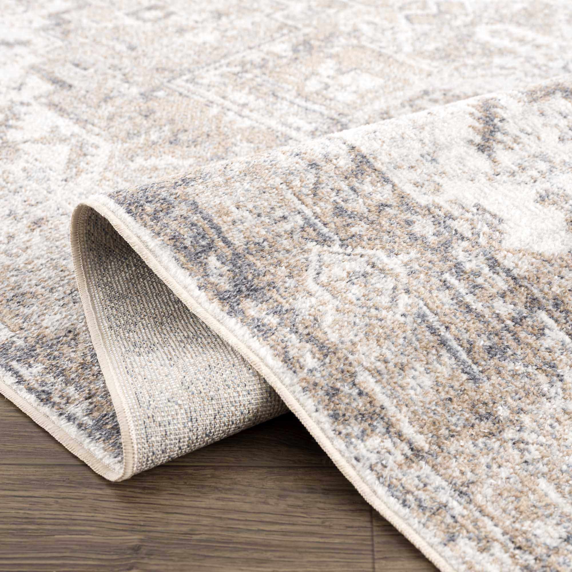 Hera Vintage Washable Rug  Medium Pile  100% Polyester