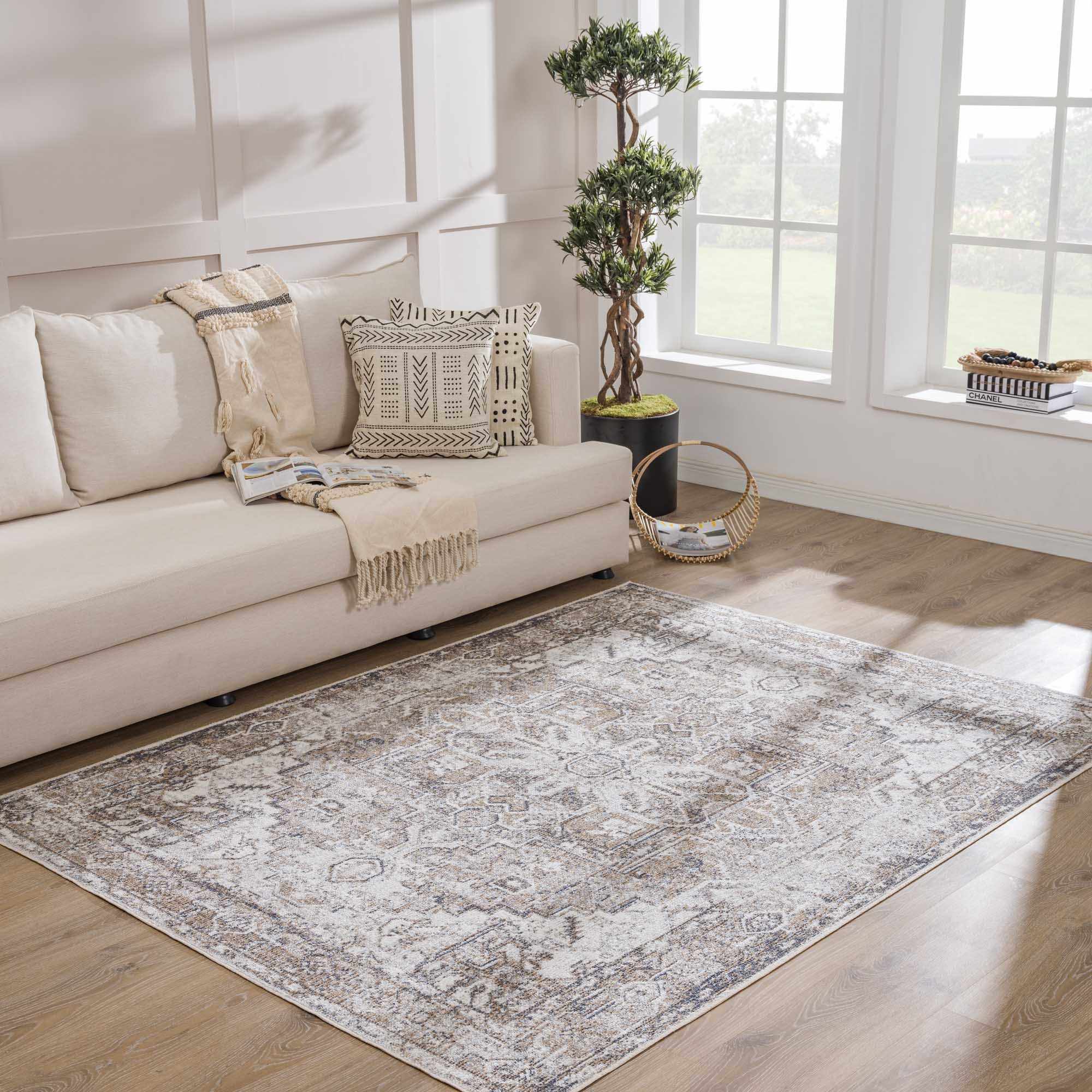 Hera Vintage Washable Rug  Medium Pile  100% Polyester