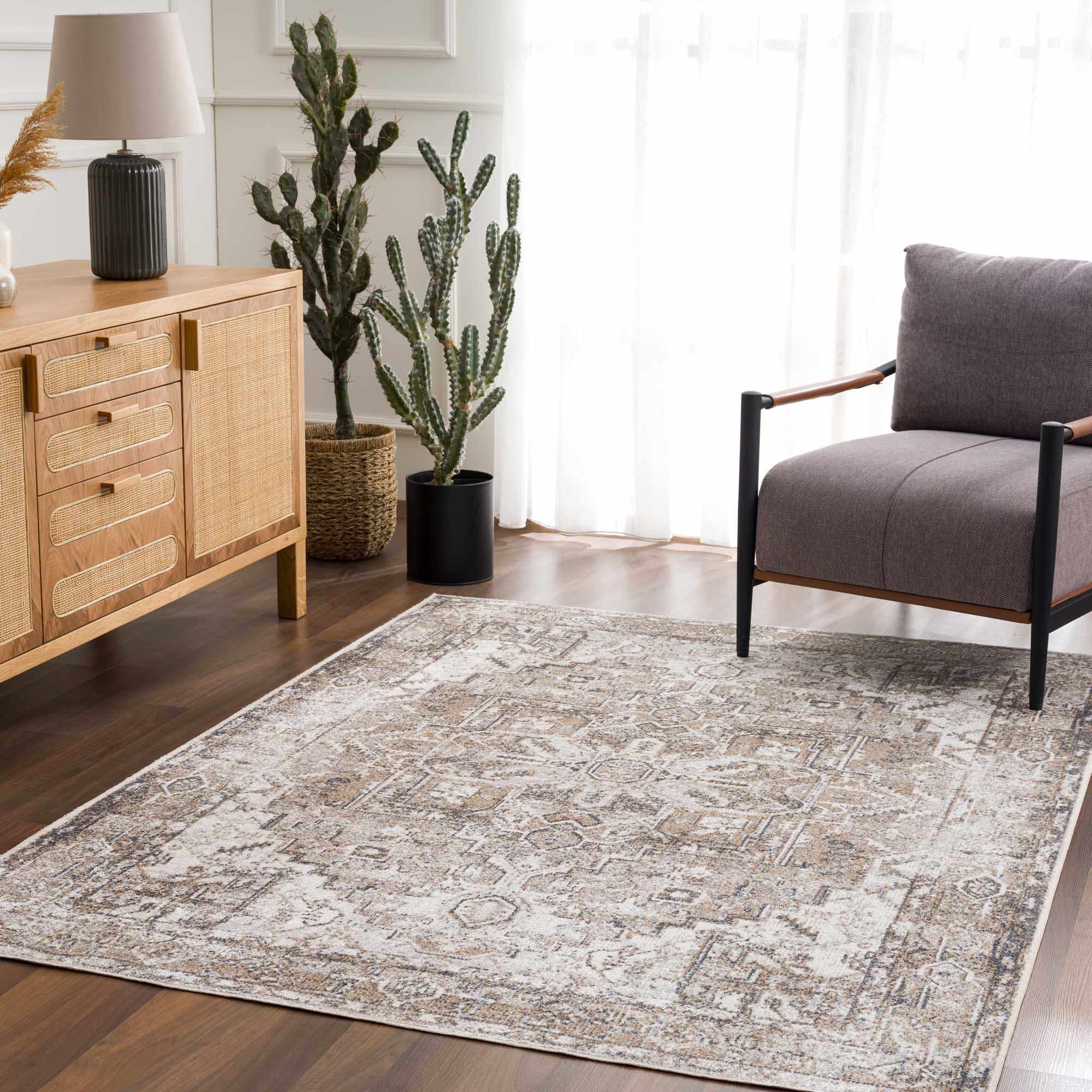 Hera Vintage Washable Rug  Medium Pile  100% Polyester