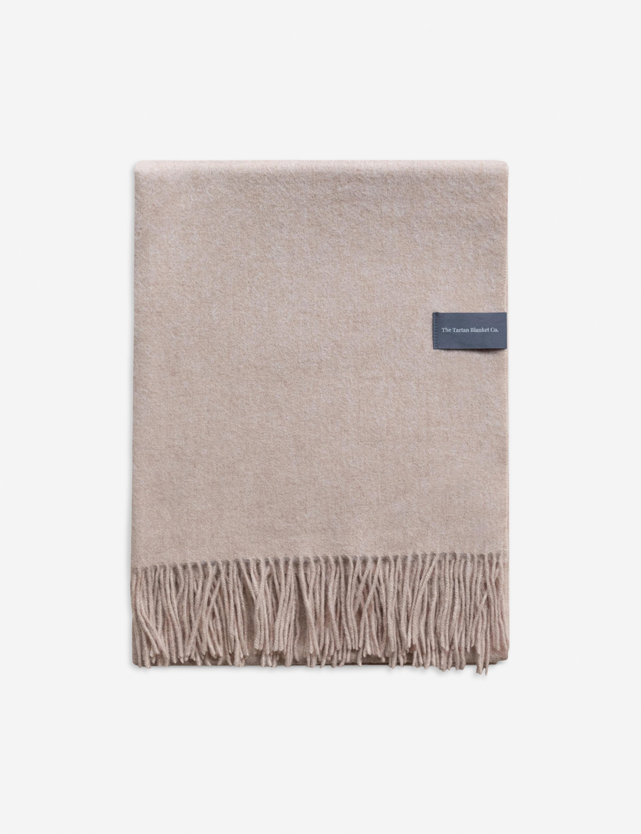 Luna Lambswool Throw | Soft, Hypoallergenic Natural Fiber