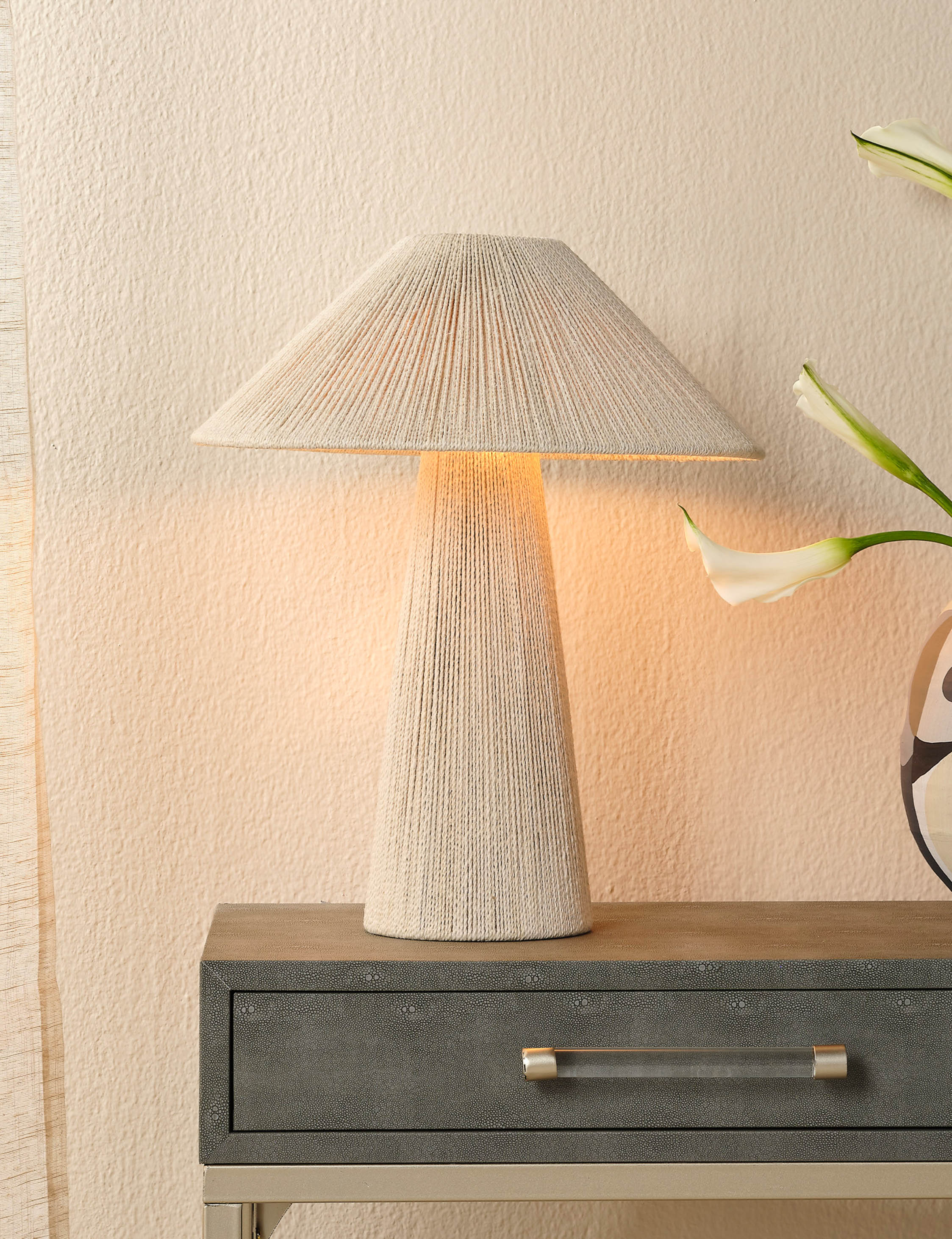 Ferro Table Lamp | Jute-Wrapped Design, Modern Organic Style