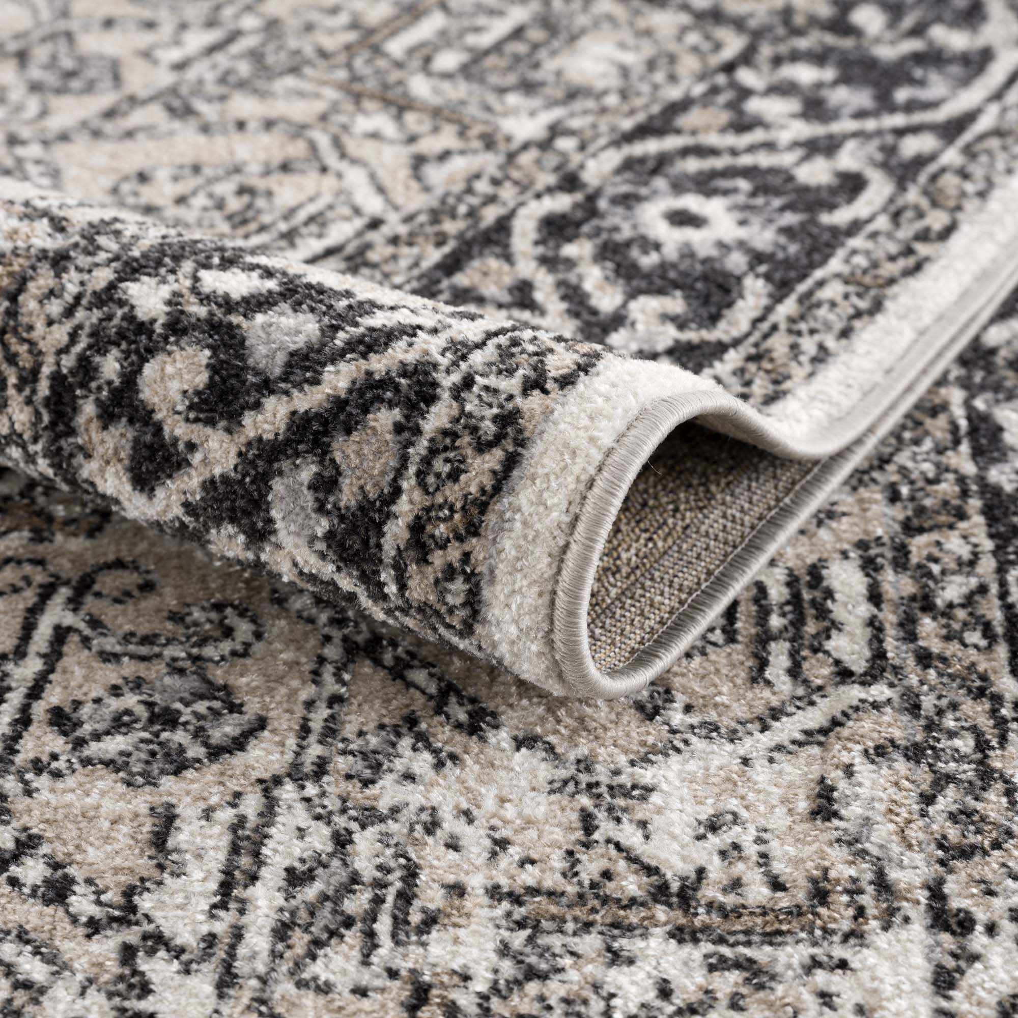 Cavara Area Rug  Washable  Traditional Style, Low Pile